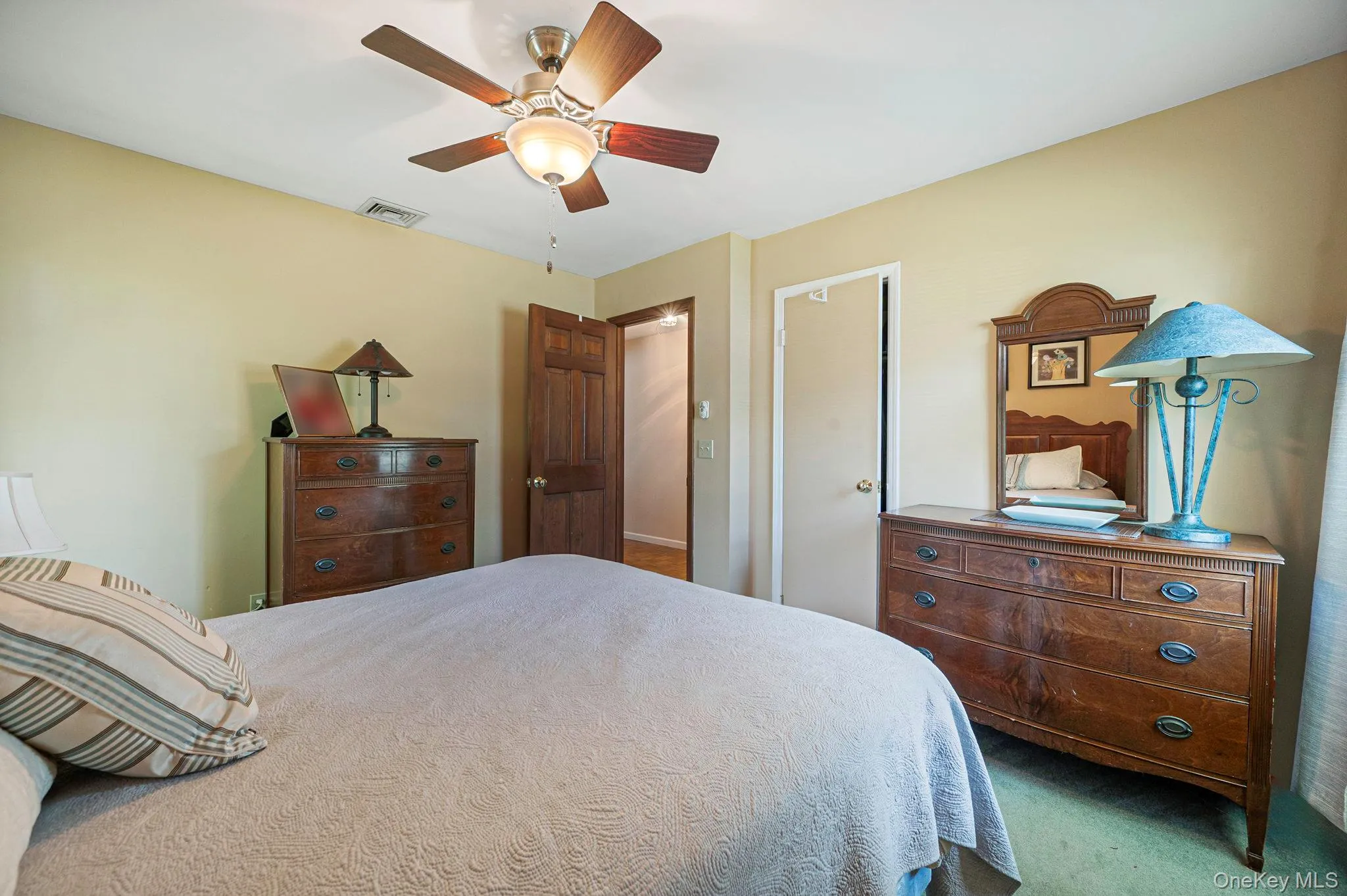 17 Durkee Lane, Brookhaven, NY, 4 Bedrooms Bedrooms, 11 Rooms Rooms,3 BathroomsBathrooms,Residential,For Rent,Durkee,0,1001851 17 Durkee Lane, Brookhaven, NY, 4 Bedrooms Bedrooms, 11 Rooms Rooms,3 BathroomsBathrooms,Residential,For Rent,Durkee,0,1001851