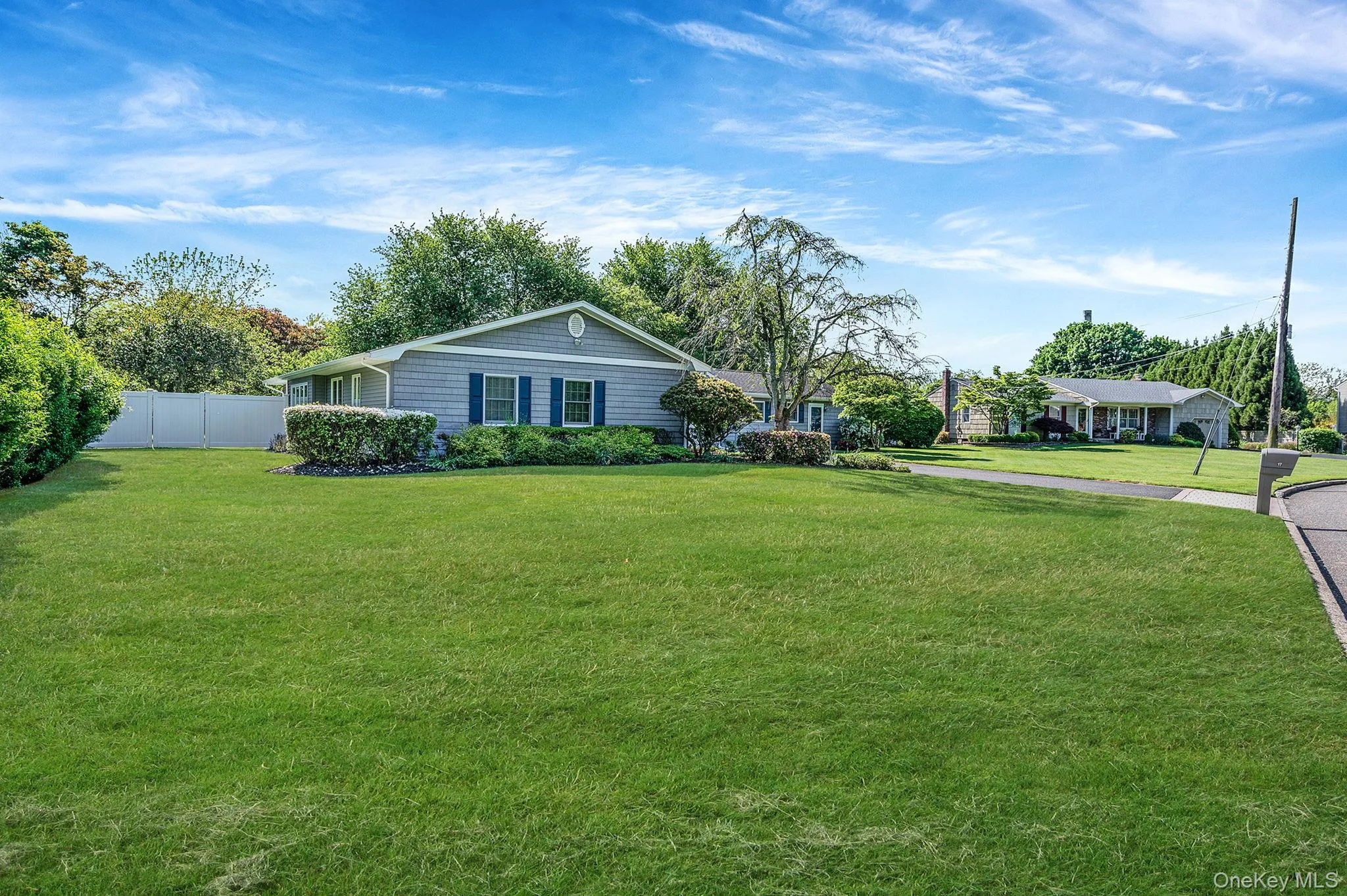 17 Durkee Lane, Brookhaven, NY, 4 Bedrooms Bedrooms, 11 Rooms Rooms,3 BathroomsBathrooms,Residential,For Rent,Durkee,0,1001851 17 Durkee Lane, Brookhaven, NY, 4 Bedrooms Bedrooms, 11 Rooms Rooms,3 BathroomsBathrooms,Residential,For Rent,Durkee,0,1001851