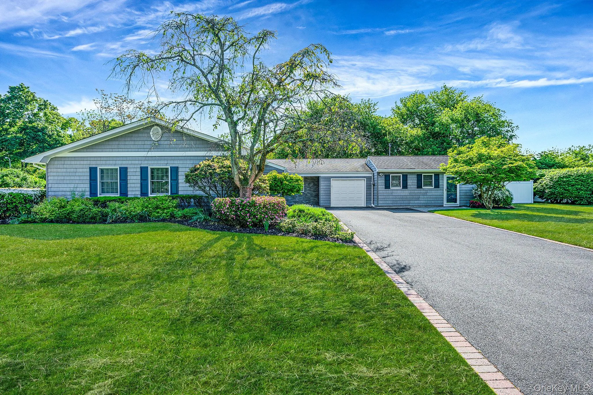 17 Durkee Lane, Brookhaven, NY, 4 Bedrooms Bedrooms, 11 Rooms Rooms,3 BathroomsBathrooms,Residential,For Rent,Durkee,0,1001851 17 Durkee Lane, Brookhaven, NY, 4 Bedrooms Bedrooms, 11 Rooms Rooms,3 BathroomsBathrooms,Residential,For Rent,Durkee,0,1001851