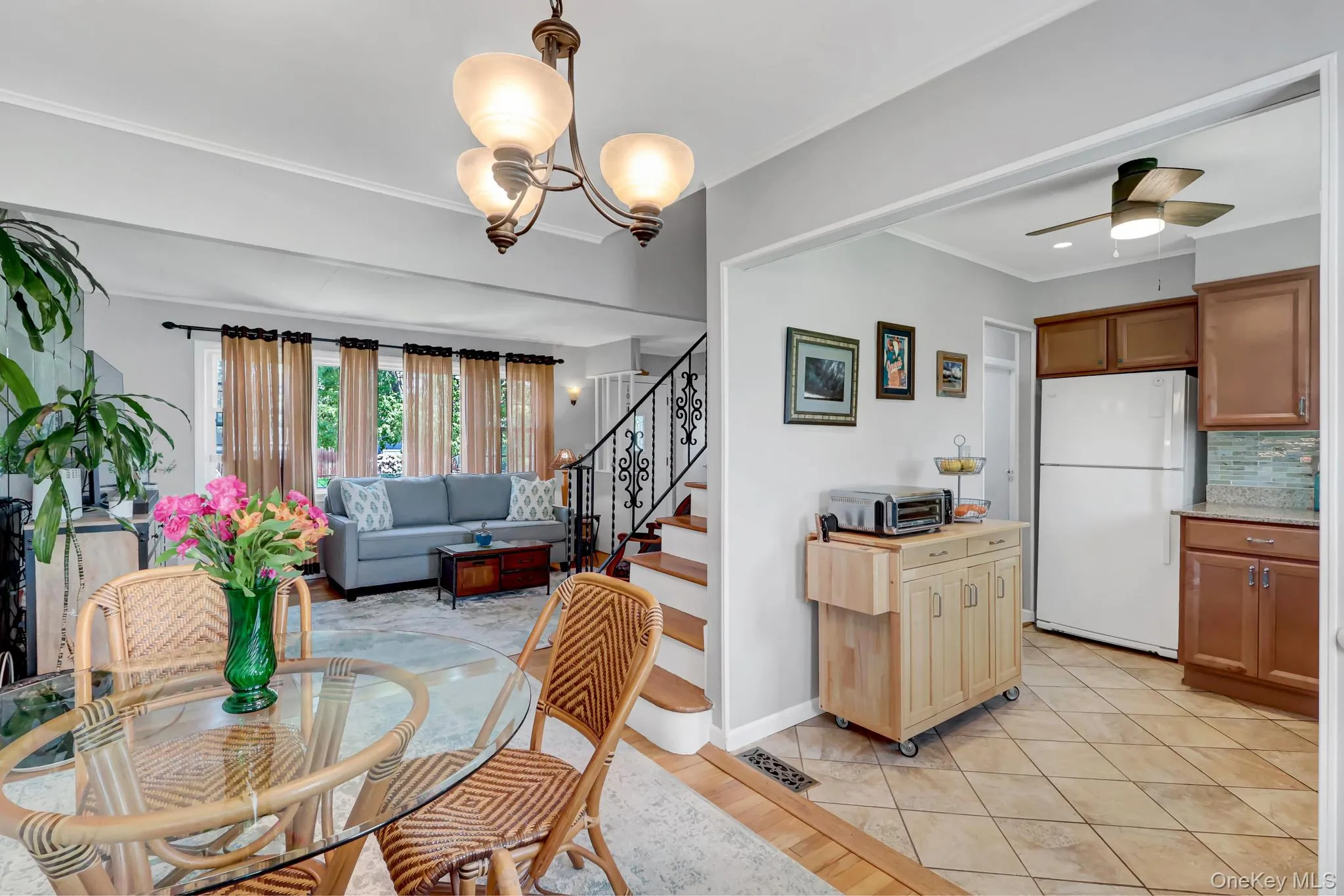 202 Kings Avenue, Oyster Bay, NY, 4 Bedrooms Bedrooms, 7 Rooms Rooms,2 BathroomsBathrooms,Residential,For Rent,Kings,0,1001855 202 Kings Avenue, Oyster Bay, NY, 4 Bedrooms Bedrooms, 7 Rooms Rooms,2 BathroomsBathrooms,Residential,For Rent,Kings,0,1001855