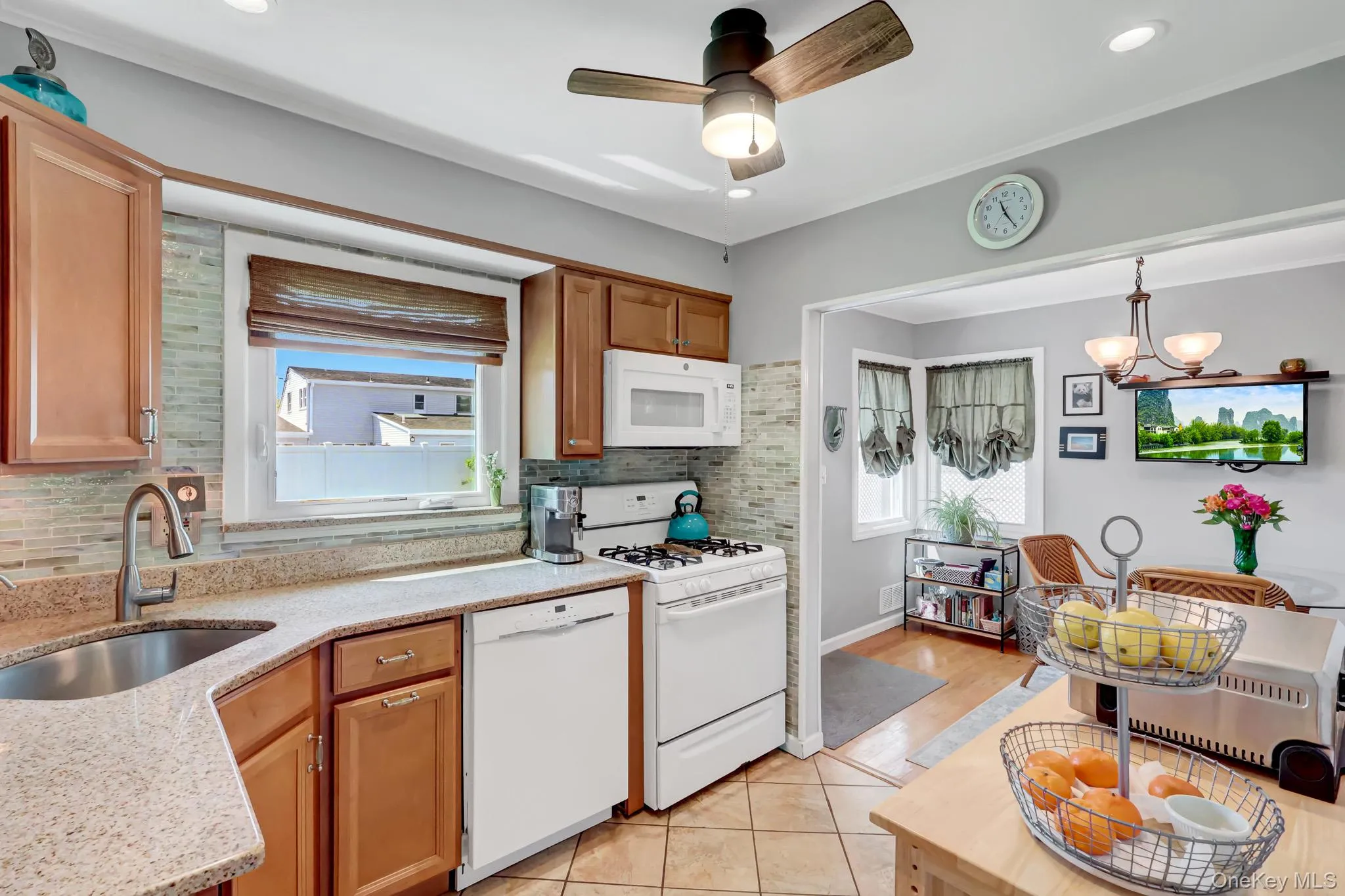202 Kings Avenue, Oyster Bay, NY, 4 Bedrooms Bedrooms, 7 Rooms Rooms,2 BathroomsBathrooms,Residential,For Rent,Kings,0,1001855 202 Kings Avenue, Oyster Bay, NY, 4 Bedrooms Bedrooms, 7 Rooms Rooms,2 BathroomsBathrooms,Residential,For Rent,Kings,0,1001855