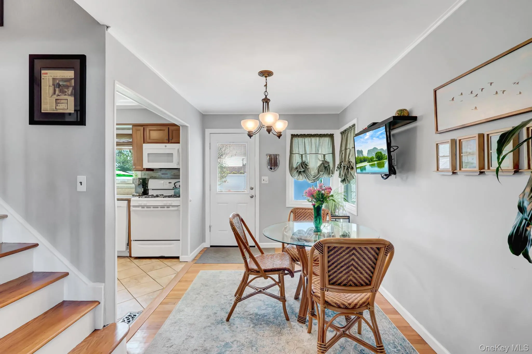 202 Kings Avenue, Oyster Bay, NY, 4 Bedrooms Bedrooms, 7 Rooms Rooms,2 BathroomsBathrooms,Residential,For Rent,Kings,0,1001855 202 Kings Avenue, Oyster Bay, NY, 4 Bedrooms Bedrooms, 7 Rooms Rooms,2 BathroomsBathrooms,Residential,For Rent,Kings,0,1001855