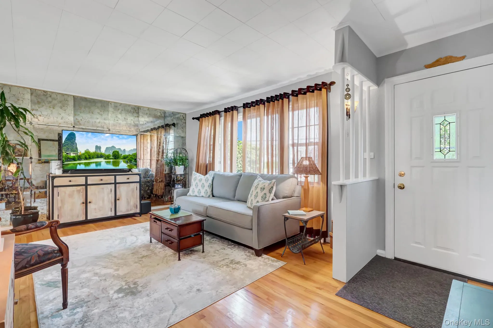 202 Kings Avenue, Oyster Bay, NY, 4 Bedrooms Bedrooms, 7 Rooms Rooms,2 BathroomsBathrooms,Residential,For Rent,Kings,0,1001855 202 Kings Avenue, Oyster Bay, NY, 4 Bedrooms Bedrooms, 7 Rooms Rooms,2 BathroomsBathrooms,Residential,For Rent,Kings,0,1001855