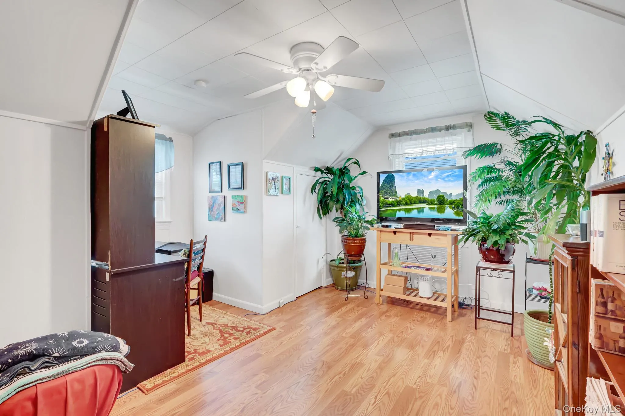 202 Kings Avenue, Oyster Bay, NY, 4 Bedrooms Bedrooms, 7 Rooms Rooms,2 BathroomsBathrooms,Residential,For Rent,Kings,0,1001855 202 Kings Avenue, Oyster Bay, NY, 4 Bedrooms Bedrooms, 7 Rooms Rooms,2 BathroomsBathrooms,Residential,For Rent,Kings,0,1001855