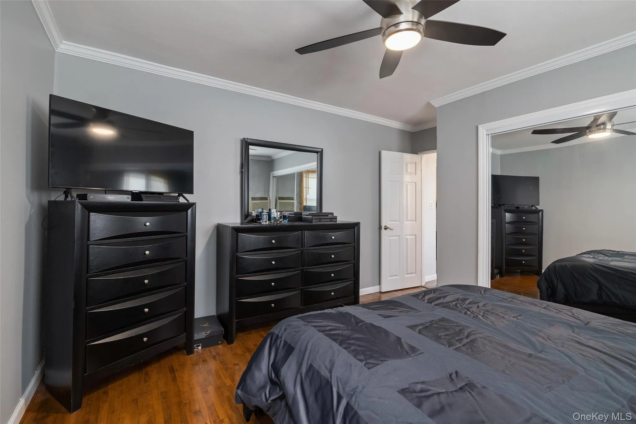 251-38 71st Avenue, New York, NY, 1 Bedroom Bedrooms, 4 Rooms Rooms,1 BathroomBathrooms,Residential,For Rent,71st,0,1001865 251-38 71st Avenue, New York, NY, 1 Bedroom Bedrooms, 4 Rooms Rooms,1 BathroomBathrooms,Residential,For Rent,71st,0,1001865