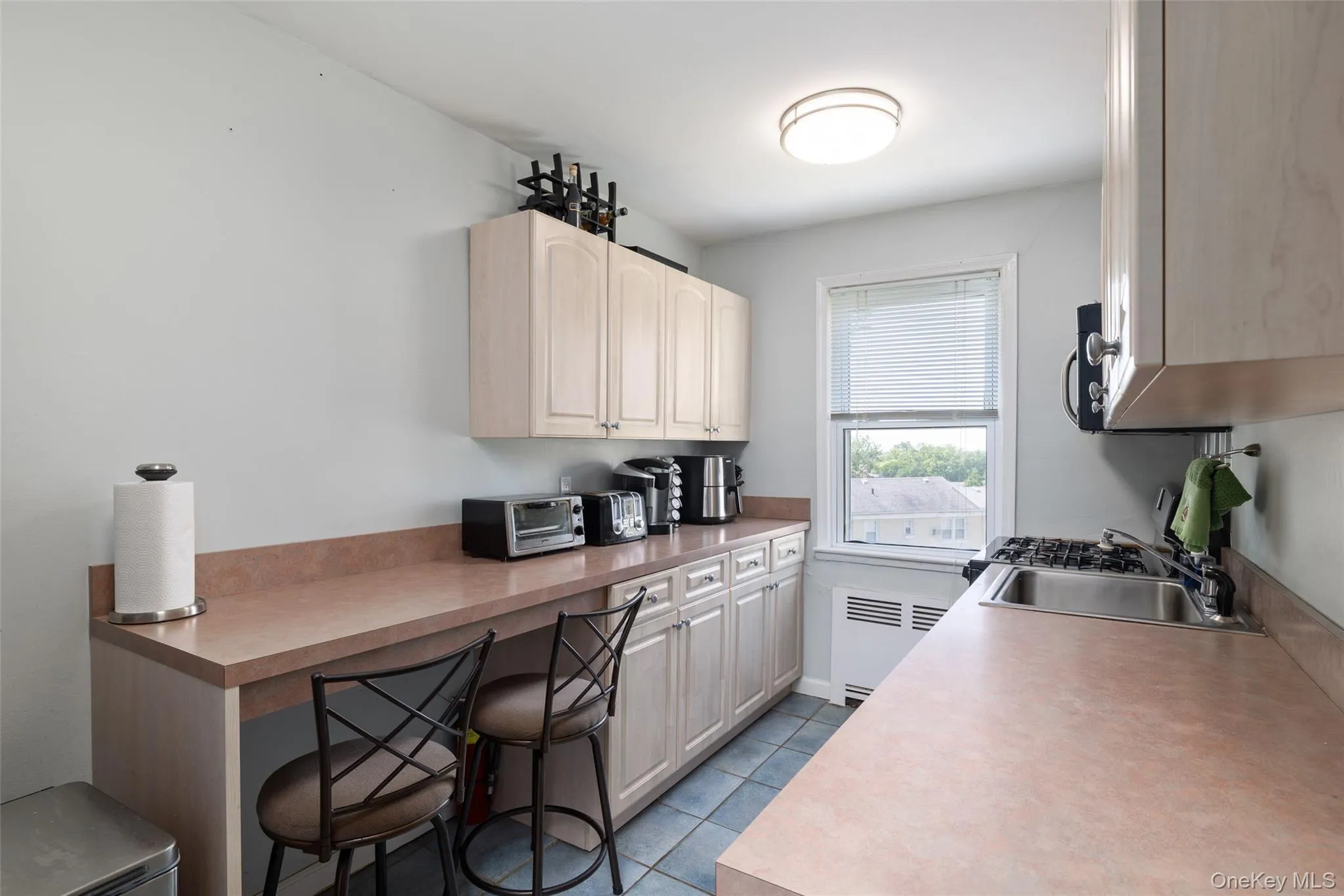 251-38 71st Avenue, New York, NY, 1 Bedroom Bedrooms, 4 Rooms Rooms,1 BathroomBathrooms,Residential,For Rent,71st,0,1001865 251-38 71st Avenue, New York, NY, 1 Bedroom Bedrooms, 4 Rooms Rooms,1 BathroomBathrooms,Residential,For Rent,71st,0,1001865
