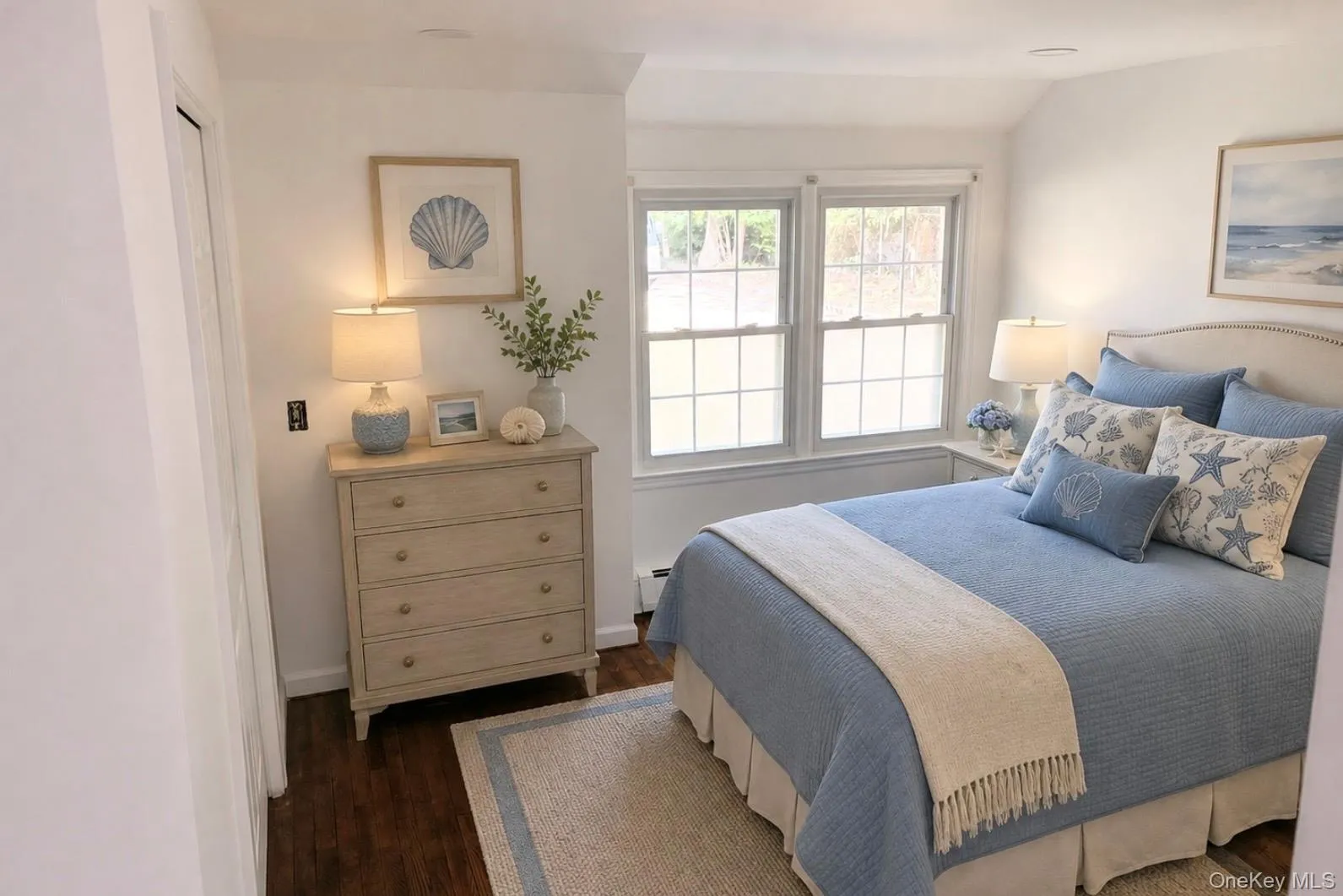 Bedroom in hallway located next to laundry room with an exit to garage (1/7) Bedroom in hallway located next to laundry room with an exit to garage (1/7)