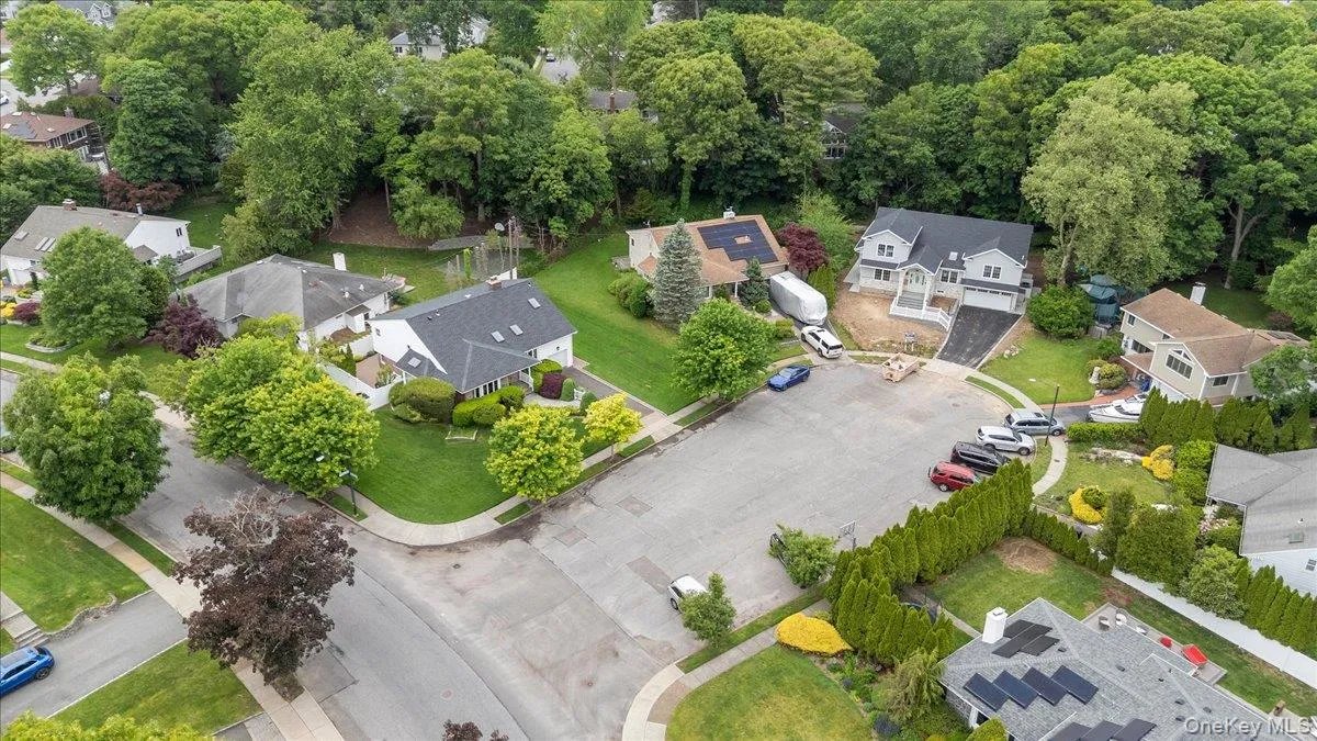 23 Maytime Court, Oyster Bay, NY, 4 Bedrooms Bedrooms, 8 Rooms Rooms,3 BathroomsBathrooms,Residential,For Rent,Maytime,0,1001874 23 Maytime Court, Oyster Bay, NY, 4 Bedrooms Bedrooms, 8 Rooms Rooms,3 BathroomsBathrooms,Residential,For Rent,Maytime,0,1001874