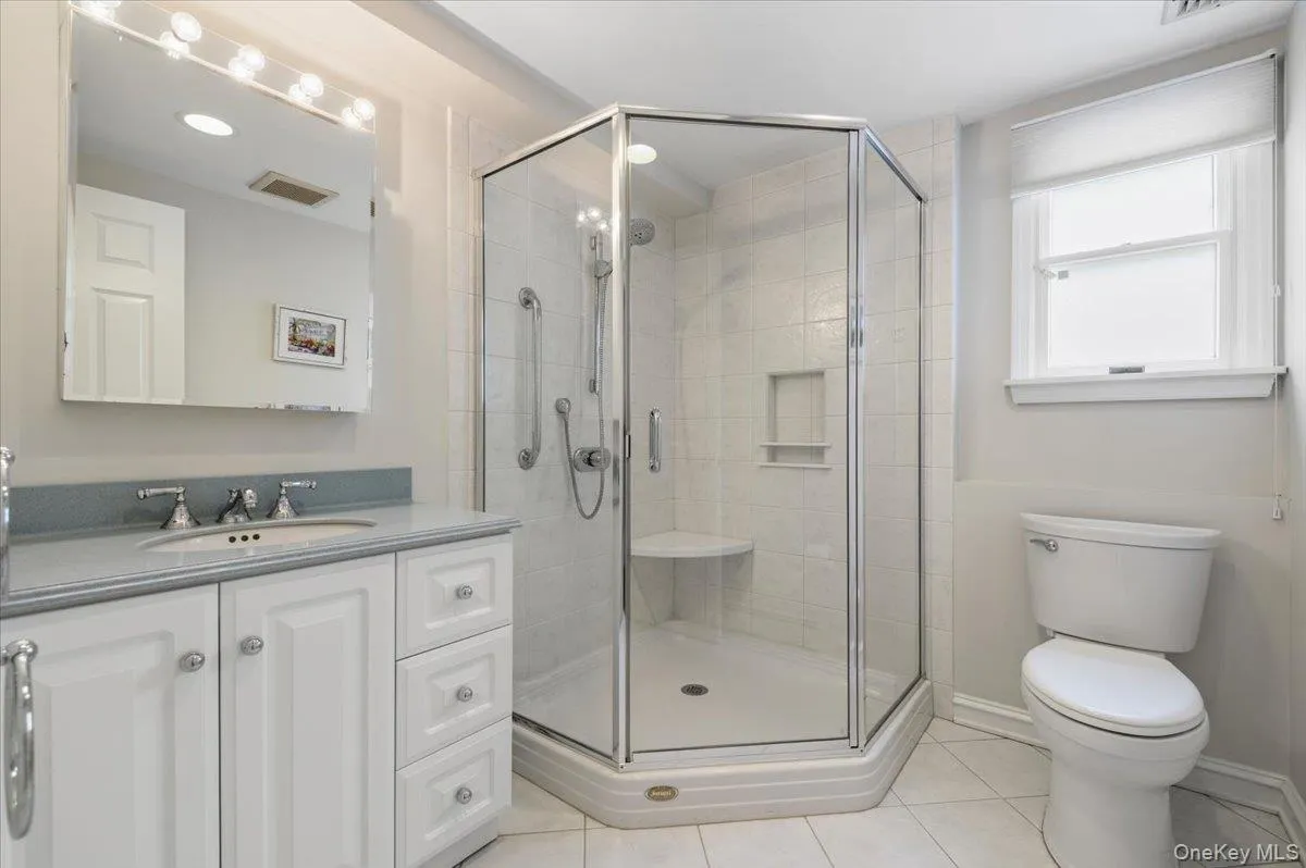 23 Maytime Court, Oyster Bay, NY, 4 Bedrooms Bedrooms, 8 Rooms Rooms,3 BathroomsBathrooms,Residential,For Rent,Maytime,0,1001874 23 Maytime Court, Oyster Bay, NY, 4 Bedrooms Bedrooms, 8 Rooms Rooms,3 BathroomsBathrooms,Residential,For Rent,Maytime,0,1001874