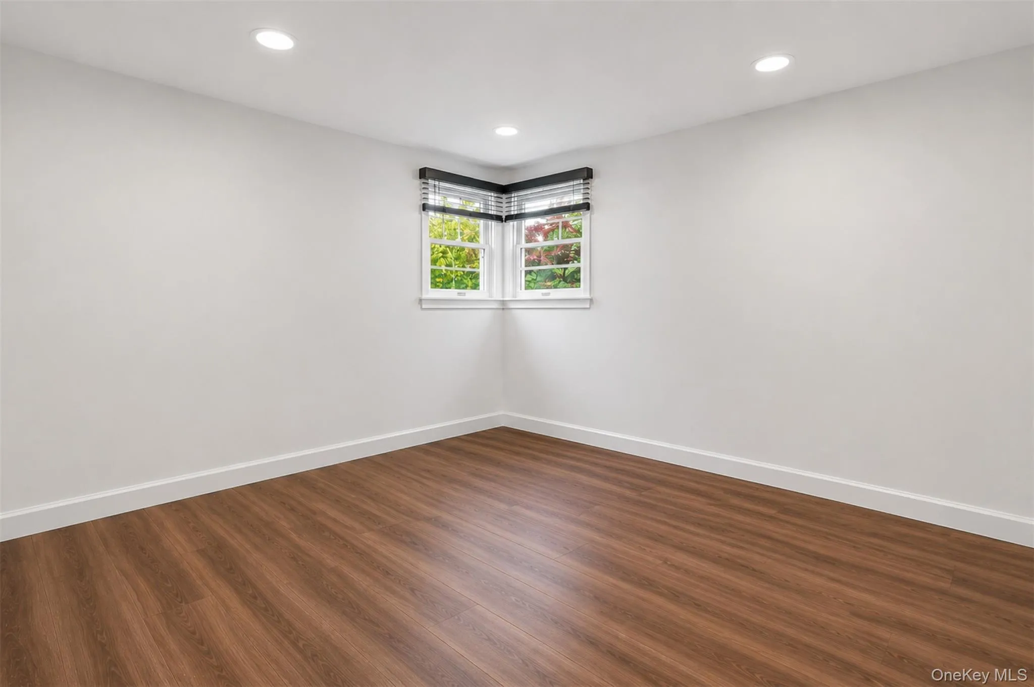 23 Maytime Court, Oyster Bay, NY, 4 Bedrooms Bedrooms, 8 Rooms Rooms,3 BathroomsBathrooms,Residential,For Rent,Maytime,0,1001874 23 Maytime Court, Oyster Bay, NY, 4 Bedrooms Bedrooms, 8 Rooms Rooms,3 BathroomsBathrooms,Residential,For Rent,Maytime,0,1001874