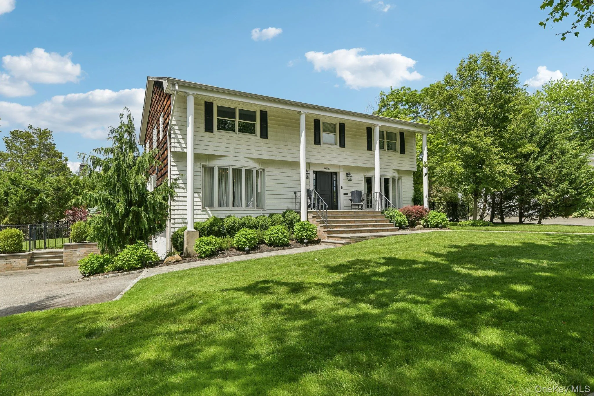 1 Lakeville Court, North Hempstead, NY, 5 Bedrooms Bedrooms, 11 Rooms Rooms,3 BathroomsBathrooms,Residential,For Rent,Lakeville,0,1001877 1 Lakeville Court, North Hempstead, NY, 5 Bedrooms Bedrooms, 11 Rooms Rooms,3 BathroomsBathrooms,Residential,For Rent,Lakeville,0,1001877