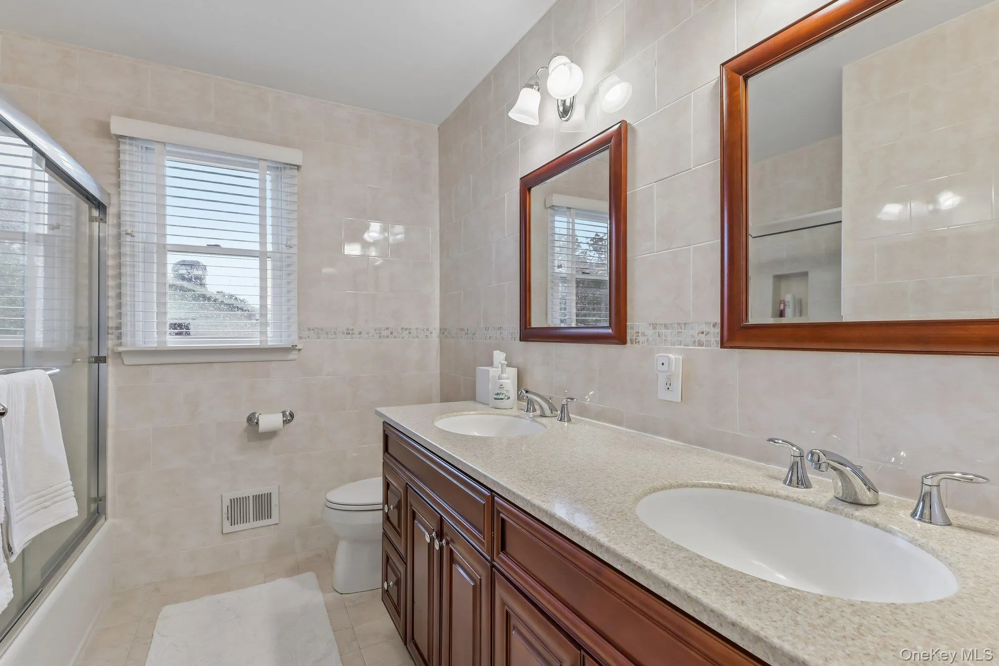 1 Lakeville Court, North Hempstead, NY, 5 Bedrooms Bedrooms, 11 Rooms Rooms,3 BathroomsBathrooms,Residential,For Rent,Lakeville,0,1001877 1 Lakeville Court, North Hempstead, NY, 5 Bedrooms Bedrooms, 11 Rooms Rooms,3 BathroomsBathrooms,Residential,For Rent,Lakeville,0,1001877