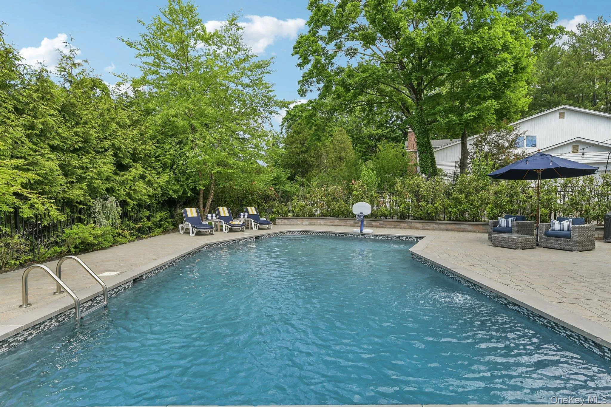 1 Lakeville Court, North Hempstead, NY, 5 Bedrooms Bedrooms, 11 Rooms Rooms,3 BathroomsBathrooms,Residential,For Rent,Lakeville,0,1001877 1 Lakeville Court, North Hempstead, NY, 5 Bedrooms Bedrooms, 11 Rooms Rooms,3 BathroomsBathrooms,Residential,For Rent,Lakeville,0,1001877