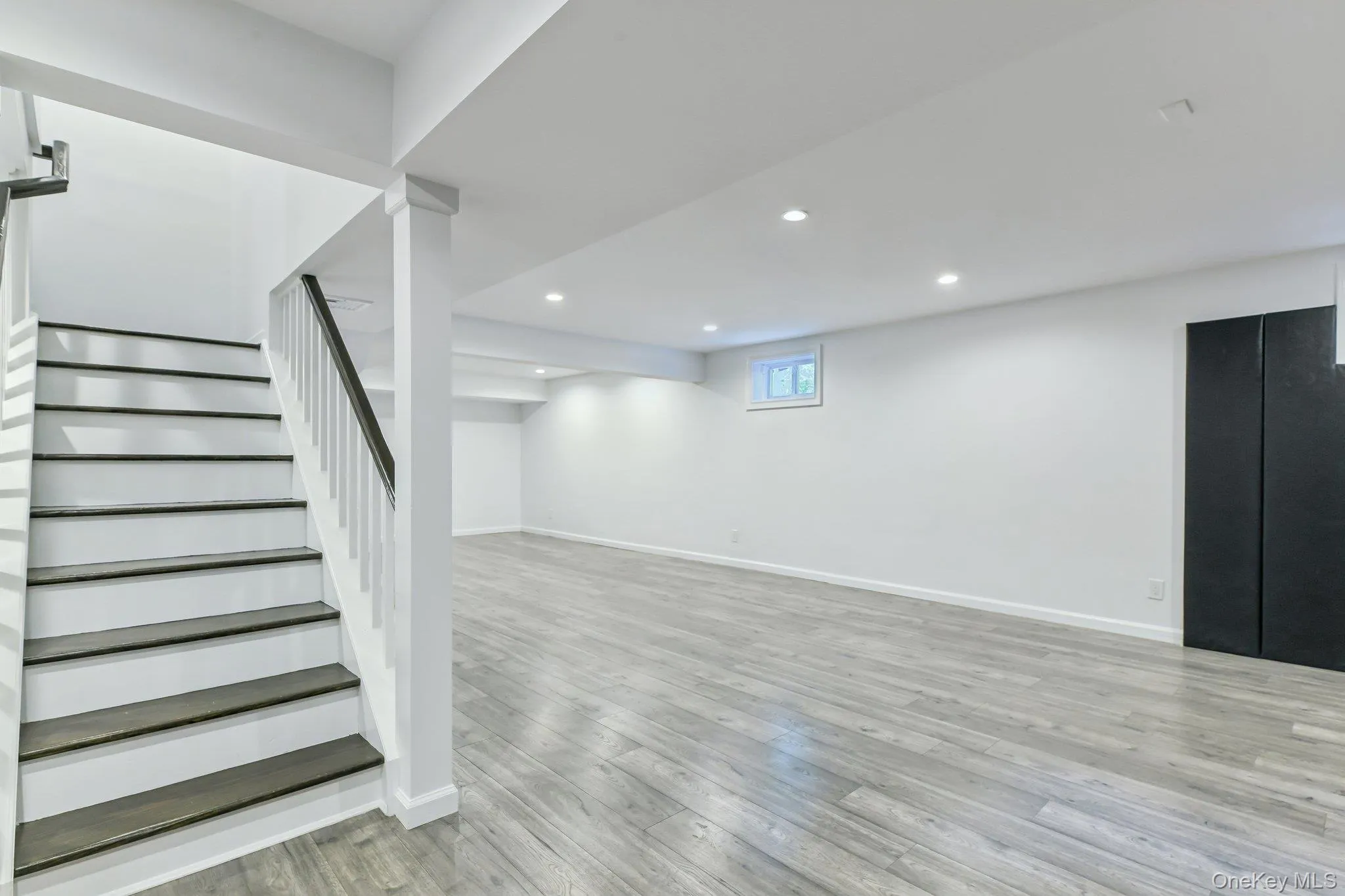 1 Lakeville Court, North Hempstead, NY, 5 Bedrooms Bedrooms, 11 Rooms Rooms,3 BathroomsBathrooms,Residential,For Rent,Lakeville,0,1001877 1 Lakeville Court, North Hempstead, NY, 5 Bedrooms Bedrooms, 11 Rooms Rooms,3 BathroomsBathrooms,Residential,For Rent,Lakeville,0,1001877
