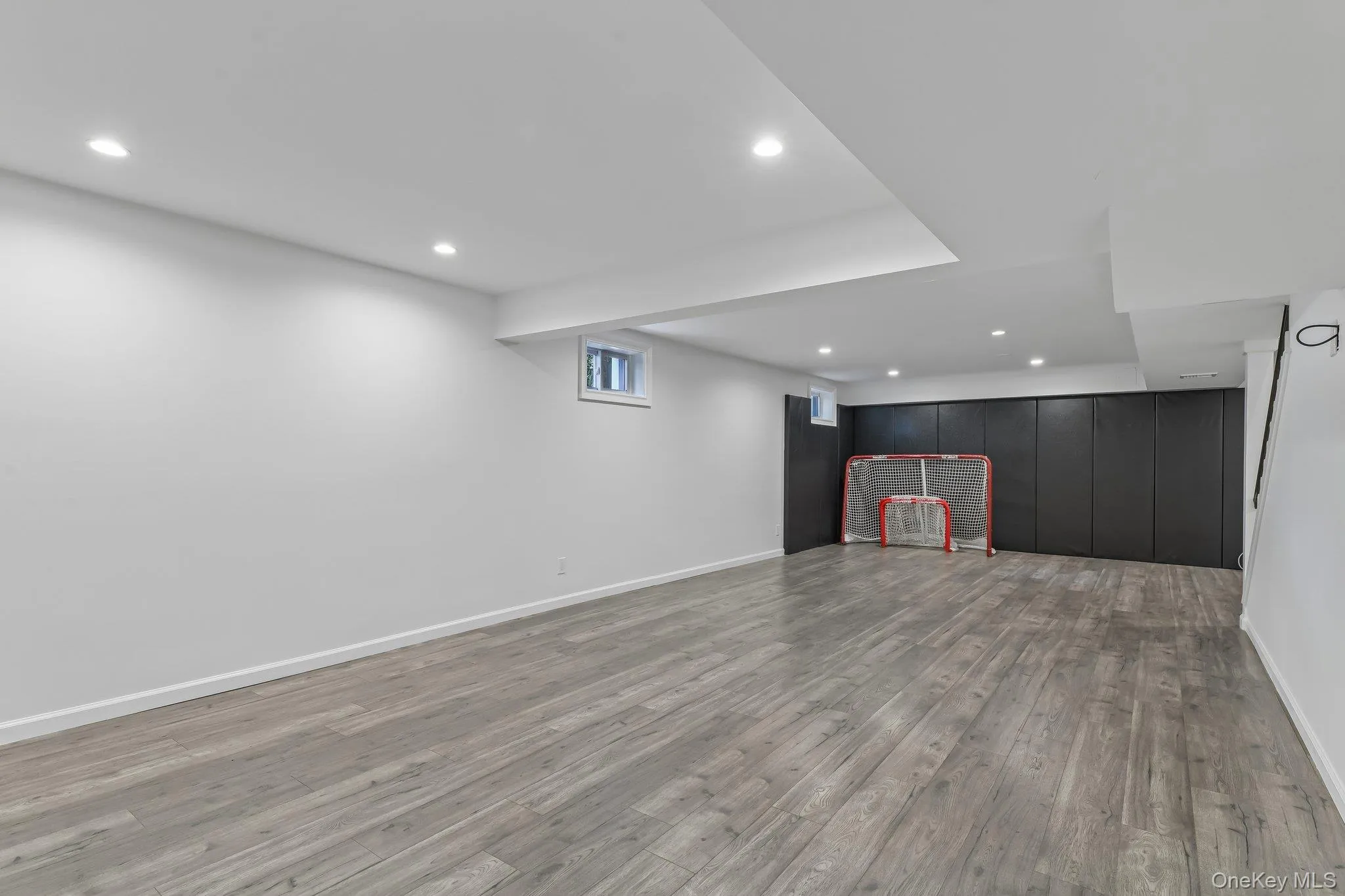 1 Lakeville Court, North Hempstead, NY, 5 Bedrooms Bedrooms, 11 Rooms Rooms,3 BathroomsBathrooms,Residential,For Rent,Lakeville,0,1001877 1 Lakeville Court, North Hempstead, NY, 5 Bedrooms Bedrooms, 11 Rooms Rooms,3 BathroomsBathrooms,Residential,For Rent,Lakeville,0,1001877