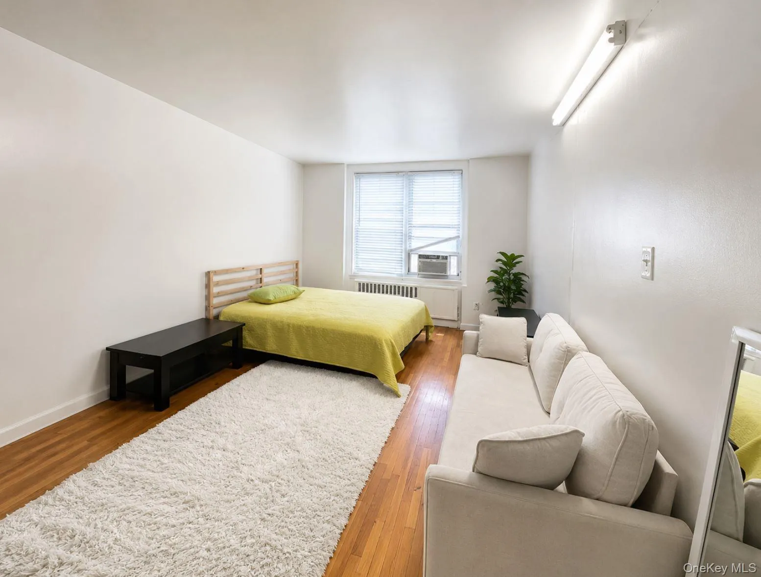 8616 60th Avenue, New York, NY, 1 Bedroom Bedrooms, 4 Rooms Rooms,1 BathroomBathrooms,Residential Sale,For Rent,60th,0,1001879 8616 60th Avenue, New York, NY, 1 Bedroom Bedrooms, 4 Rooms Rooms,1 BathroomBathrooms,Residential Sale,For Rent,60th,0,1001879