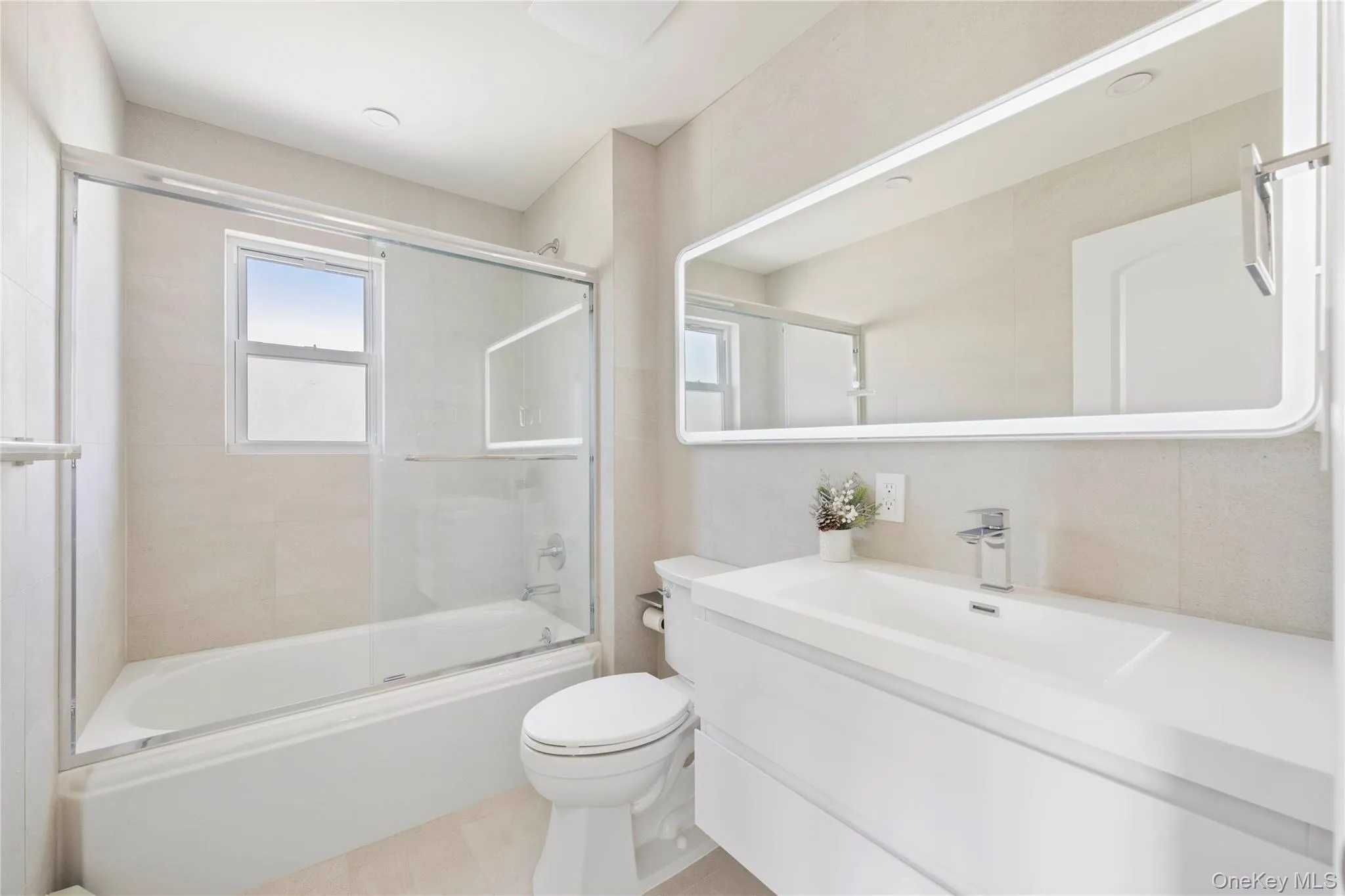 58-28 84th Street, New York, NY, 3 Bedrooms Bedrooms, 6 Rooms Rooms,2 BathroomsBathrooms,Residential Lease,For Rent,84th,0,1001887 58-28 84th Street, New York, NY, 3 Bedrooms Bedrooms, 6 Rooms Rooms,2 BathroomsBathrooms,Residential Lease,For Rent,84th,0,1001887