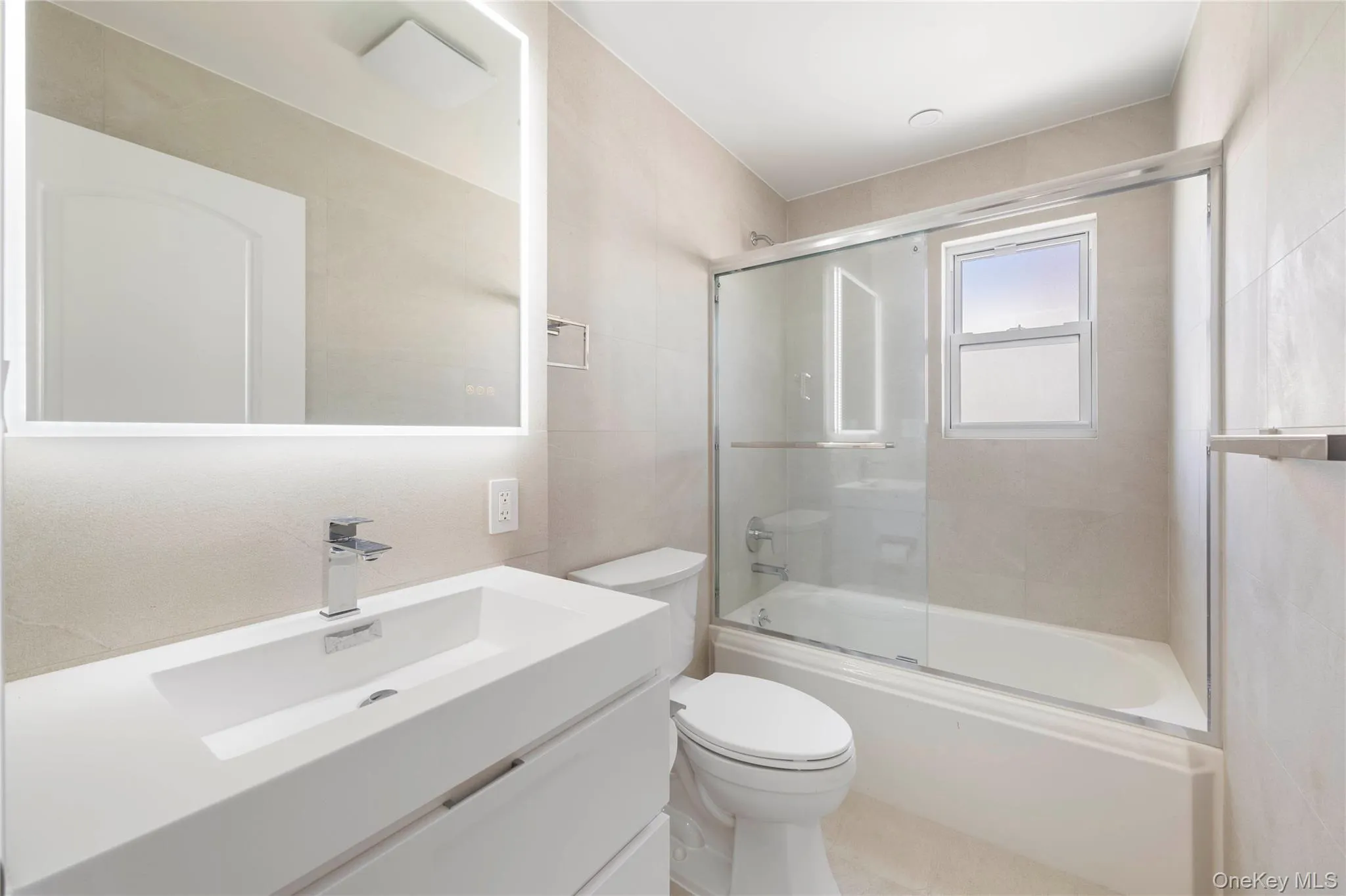 58-28 84th Street, New York, NY, 3 Bedrooms Bedrooms, 6 Rooms Rooms,2 BathroomsBathrooms,Residential Lease,For Rent,84th,0,1001887 58-28 84th Street, New York, NY, 3 Bedrooms Bedrooms, 6 Rooms Rooms,2 BathroomsBathrooms,Residential Lease,For Rent,84th,0,1001887