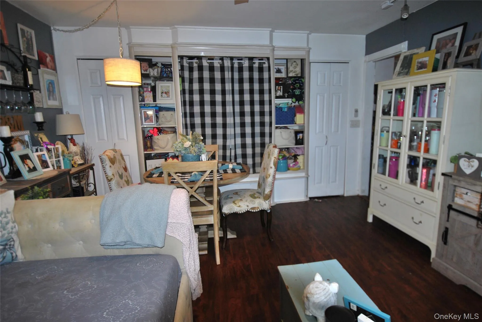 20 Burbank Street, Yonkers, NY, 2 Rooms Rooms,1 BathroomBathrooms,Residential,For Rent,Burbank,0,1001890 20 Burbank Street, Yonkers, NY, 2 Rooms Rooms,1 BathroomBathrooms,Residential,For Rent,Burbank,0,1001890
