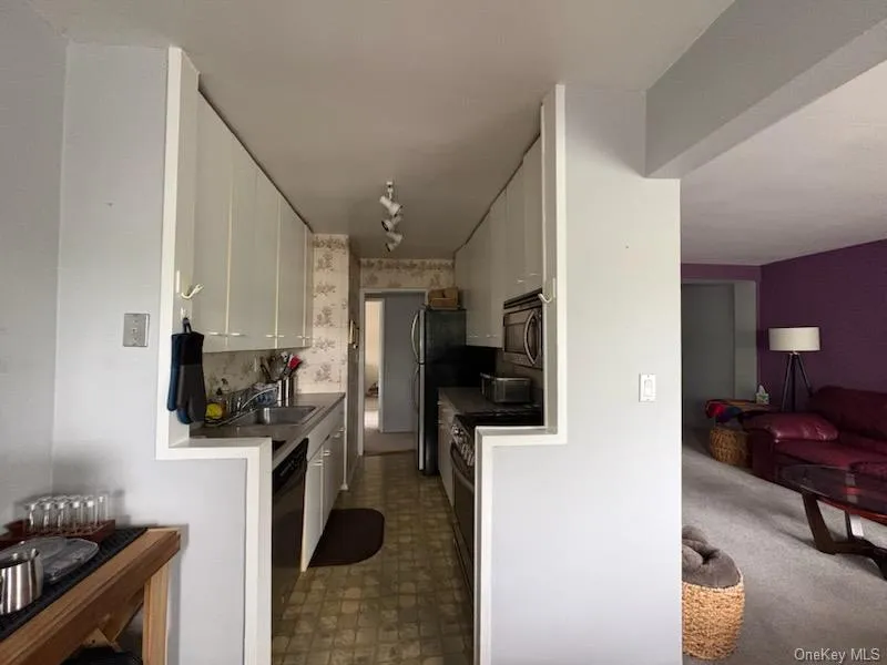 505 Central Avenue, White Plains, NY, 2 Bedrooms Bedrooms, 5 Rooms Rooms,2 BathroomsBathrooms,Residential,For Rent,Central,0,1001902 505 Central Avenue, White Plains, NY, 2 Bedrooms Bedrooms, 5 Rooms Rooms,2 BathroomsBathrooms,Residential,For Rent,Central,0,1001902