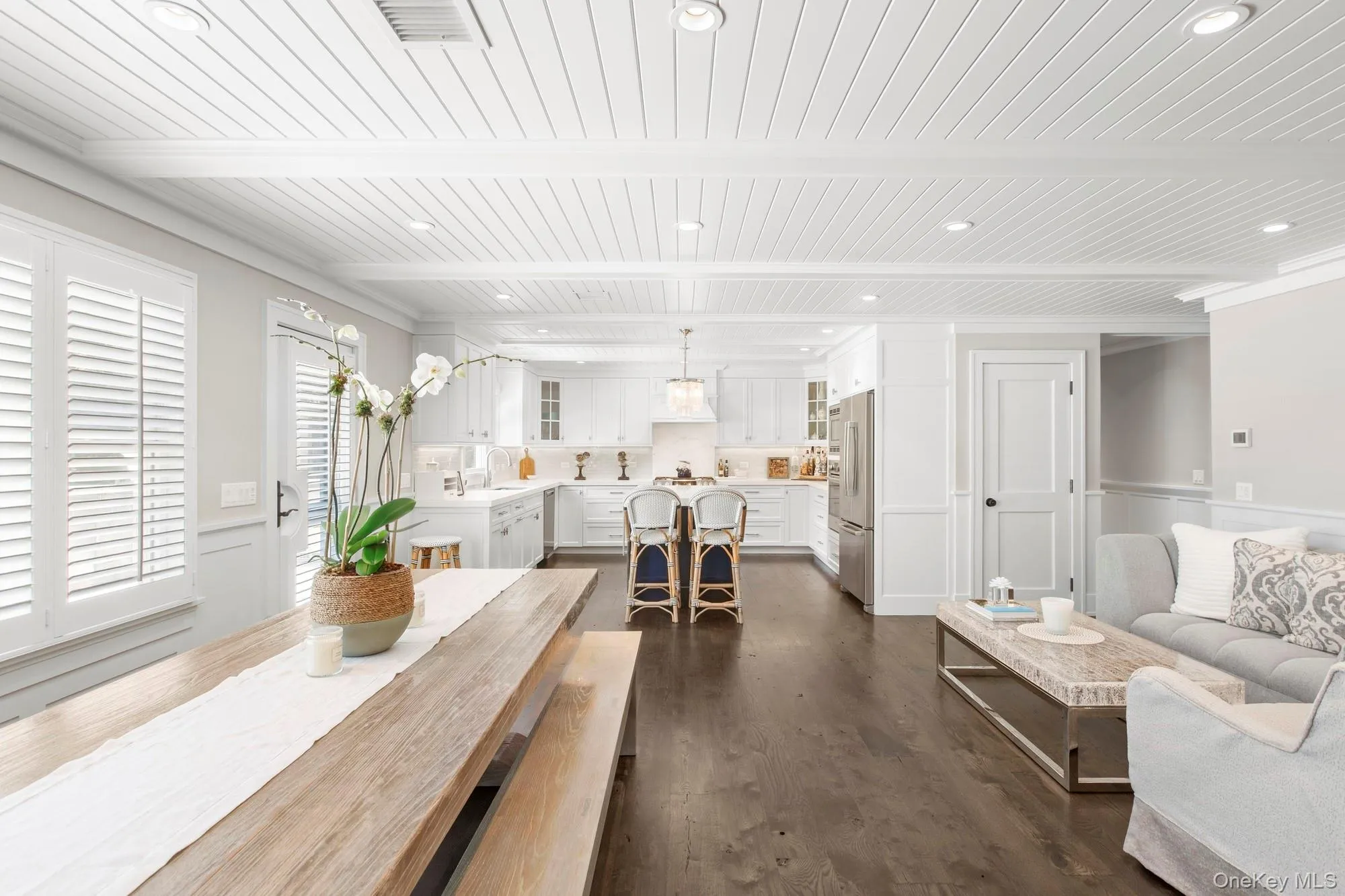 90 Rogers Avenue, Southampton, NY, 5 Bedrooms Bedrooms, 10 Rooms Rooms,3 BathroomsBathrooms,Residential,For Rent,Rogers,0,1001905 90 Rogers Avenue, Southampton, NY, 5 Bedrooms Bedrooms, 10 Rooms Rooms,3 BathroomsBathrooms,Residential,For Rent,Rogers,0,1001905