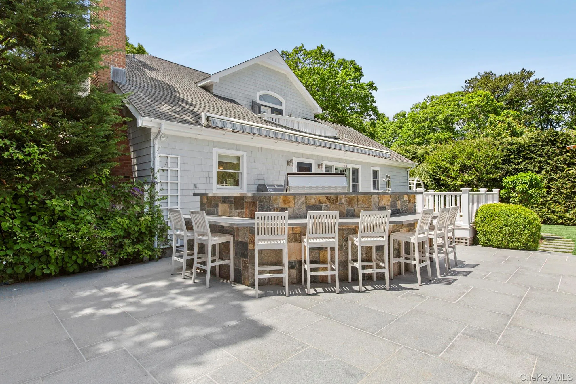 90 Rogers Avenue, Southampton, NY, 5 Bedrooms Bedrooms, 10 Rooms Rooms,3 BathroomsBathrooms,Residential,For Rent,Rogers,0,1001905 90 Rogers Avenue, Southampton, NY, 5 Bedrooms Bedrooms, 10 Rooms Rooms,3 BathroomsBathrooms,Residential,For Rent,Rogers,0,1001905