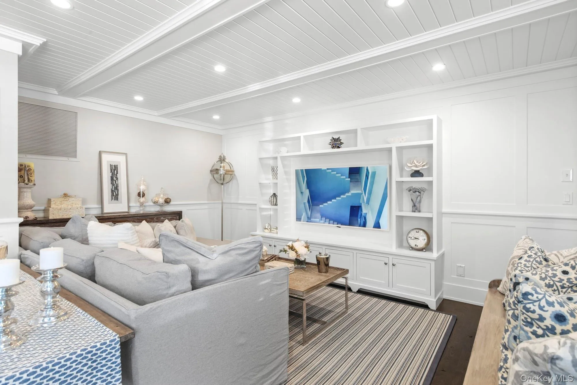 90 Rogers Avenue, Southampton, NY, 5 Bedrooms Bedrooms, 10 Rooms Rooms,3 BathroomsBathrooms,Residential,For Rent,Rogers,0,1001905 90 Rogers Avenue, Southampton, NY, 5 Bedrooms Bedrooms, 10 Rooms Rooms,3 BathroomsBathrooms,Residential,For Rent,Rogers,0,1001905