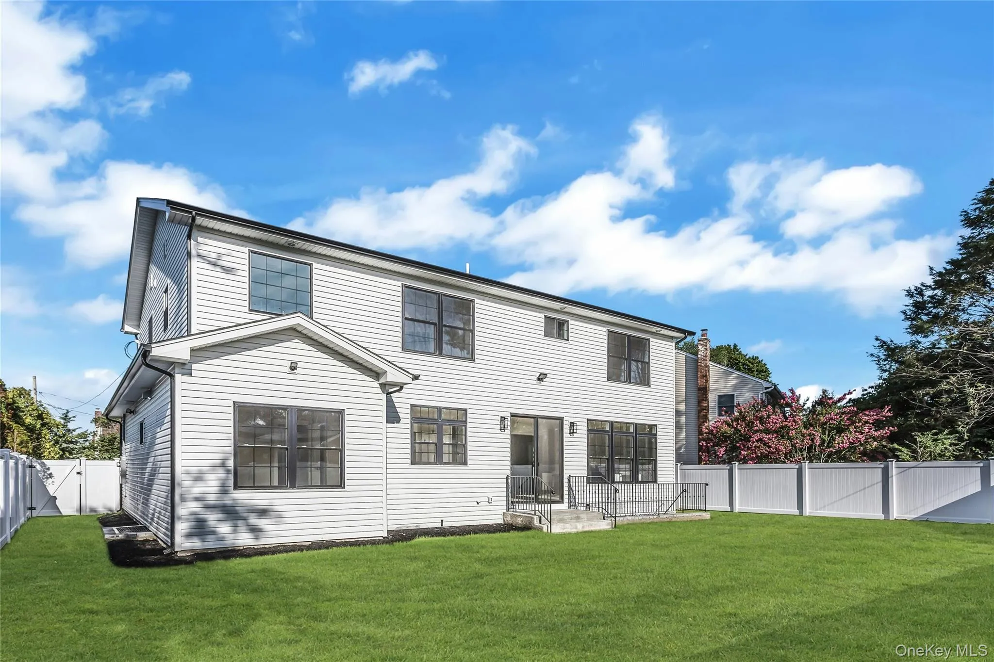 76 Wyoming Court, Oyster Bay, NY, 5 Bedrooms Bedrooms, 10 Rooms Rooms,4 BathroomsBathrooms,Residential,For Rent,Wyoming,0,1001913 76 Wyoming Court, Oyster Bay, NY, 5 Bedrooms Bedrooms, 10 Rooms Rooms,4 BathroomsBathrooms,Residential,For Rent,Wyoming,0,1001913