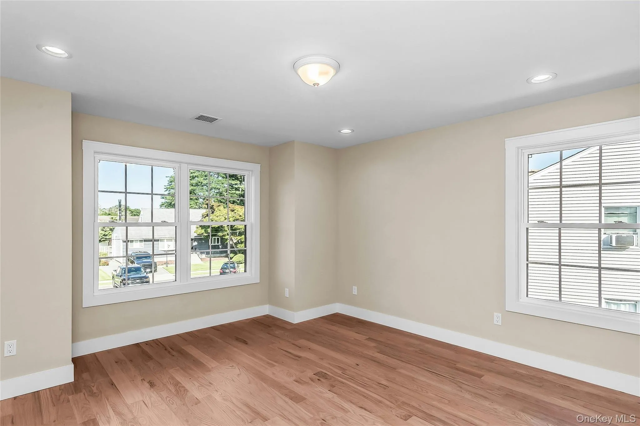 76 Wyoming Court, Oyster Bay, NY, 5 Bedrooms Bedrooms, 10 Rooms Rooms,4 BathroomsBathrooms,Residential,For Rent,Wyoming,0,1001913 76 Wyoming Court, Oyster Bay, NY, 5 Bedrooms Bedrooms, 10 Rooms Rooms,4 BathroomsBathrooms,Residential,For Rent,Wyoming,0,1001913