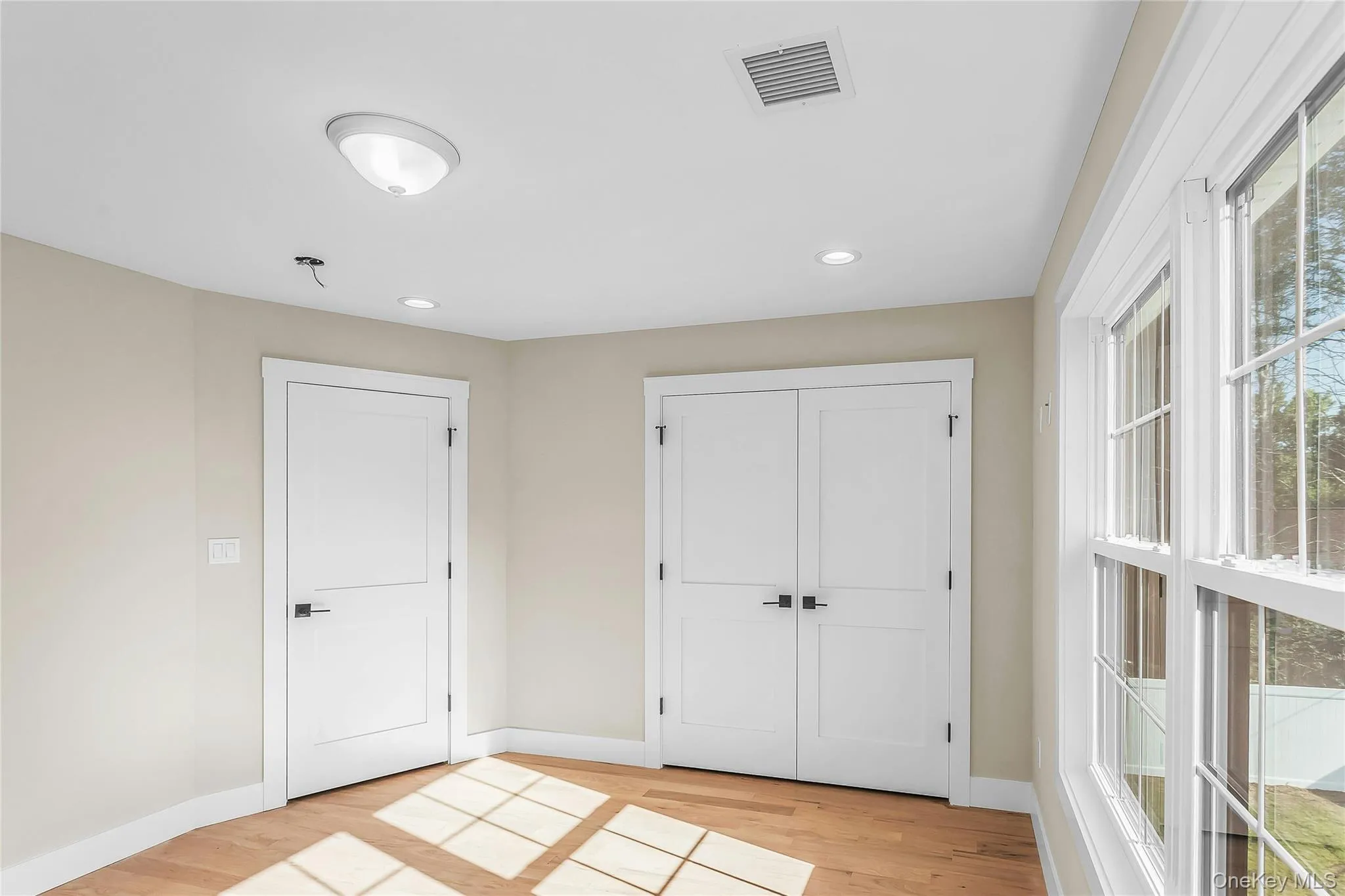 76 Wyoming Court, Oyster Bay, NY, 5 Bedrooms Bedrooms, 10 Rooms Rooms,4 BathroomsBathrooms,Residential,For Rent,Wyoming,0,1001913 76 Wyoming Court, Oyster Bay, NY, 5 Bedrooms Bedrooms, 10 Rooms Rooms,4 BathroomsBathrooms,Residential,For Rent,Wyoming,0,1001913