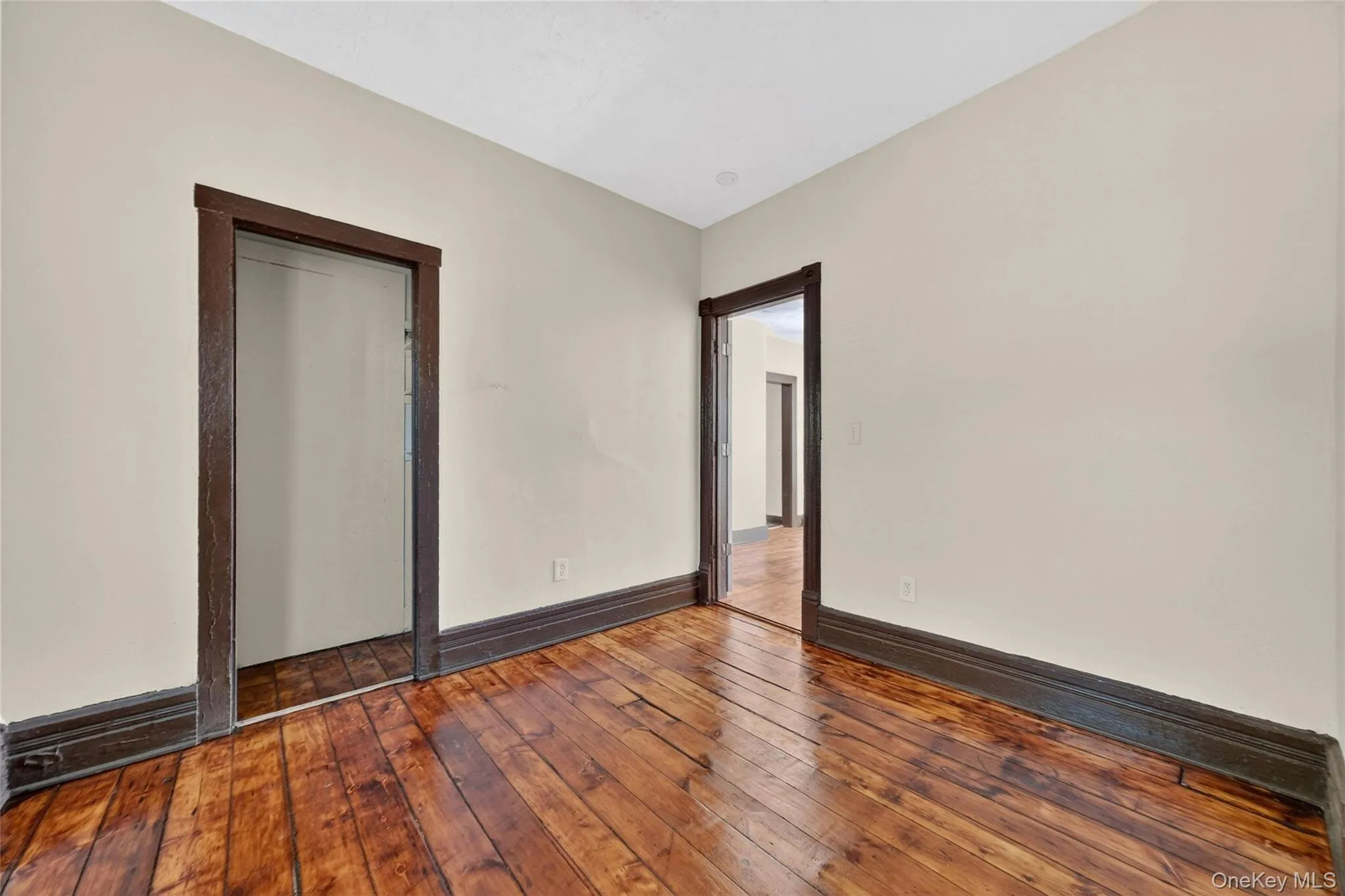 43 High Street, Poughkeepsie, NY, 4 Bedrooms Bedrooms, 7 Rooms Rooms,1 BathroomBathrooms,Residential Lease,For Rent,High,0,1001914 43 High Street, Poughkeepsie, NY, 4 Bedrooms Bedrooms, 7 Rooms Rooms,1 BathroomBathrooms,Residential Lease,For Rent,High,0,1001914
