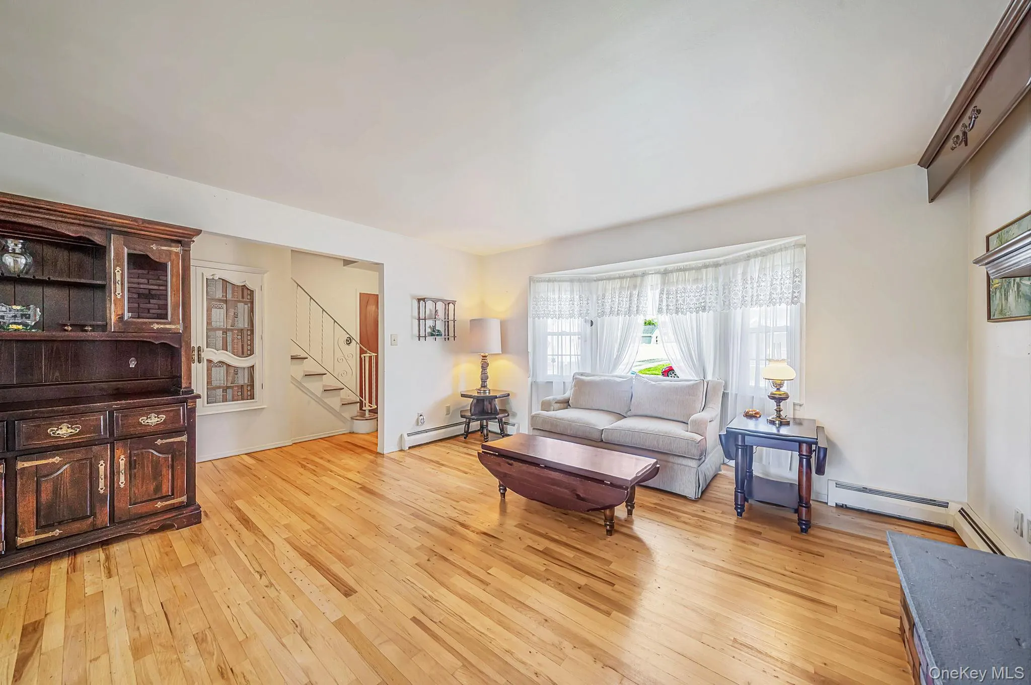66 Henry Avenue, Babylon, NY, 4 Bedrooms Bedrooms, 7 Rooms Rooms,2 BathroomsBathrooms,Residential,For Rent,Henry,0,1001919 66 Henry Avenue, Babylon, NY, 4 Bedrooms Bedrooms, 7 Rooms Rooms,2 BathroomsBathrooms,Residential,For Rent,Henry,0,1001919