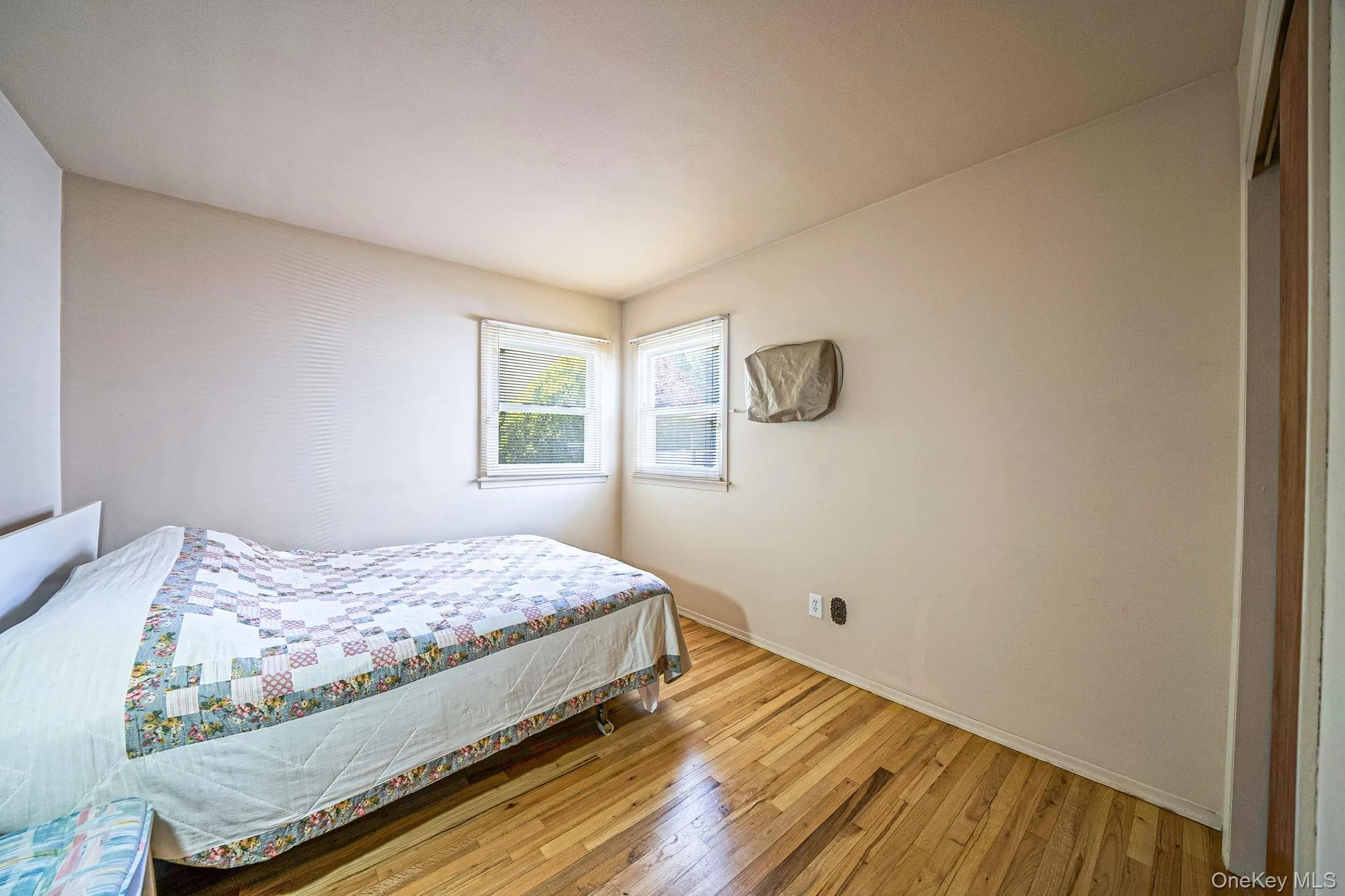 66 Henry Avenue, Babylon, NY, 4 Bedrooms Bedrooms, 7 Rooms Rooms,2 BathroomsBathrooms,Residential,For Rent,Henry,0,1001919 66 Henry Avenue, Babylon, NY, 4 Bedrooms Bedrooms, 7 Rooms Rooms,2 BathroomsBathrooms,Residential,For Rent,Henry,0,1001919