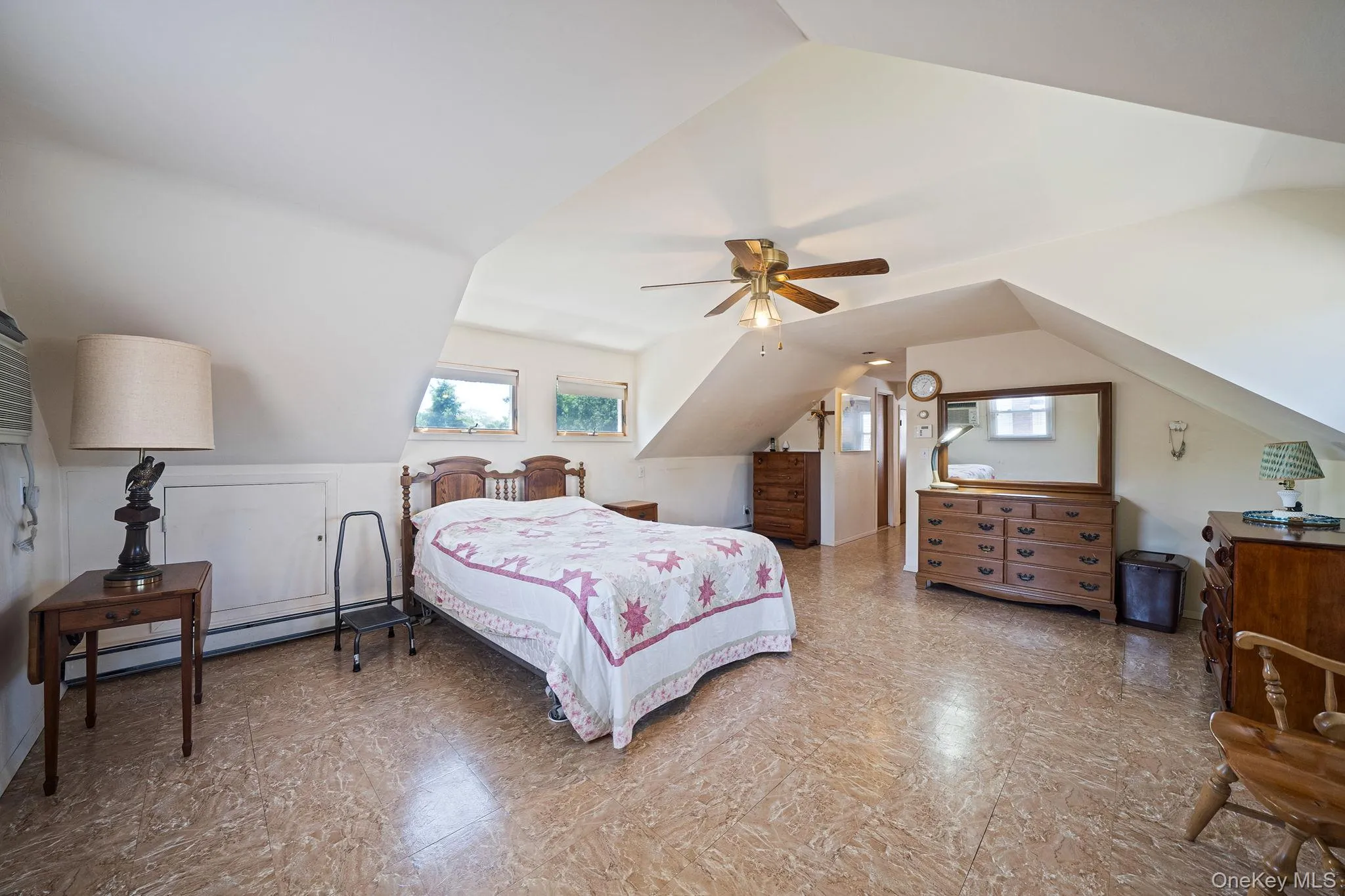 66 Henry Avenue, Babylon, NY, 4 Bedrooms Bedrooms, 7 Rooms Rooms,2 BathroomsBathrooms,Residential,For Rent,Henry,0,1001919 66 Henry Avenue, Babylon, NY, 4 Bedrooms Bedrooms, 7 Rooms Rooms,2 BathroomsBathrooms,Residential,For Rent,Henry,0,1001919