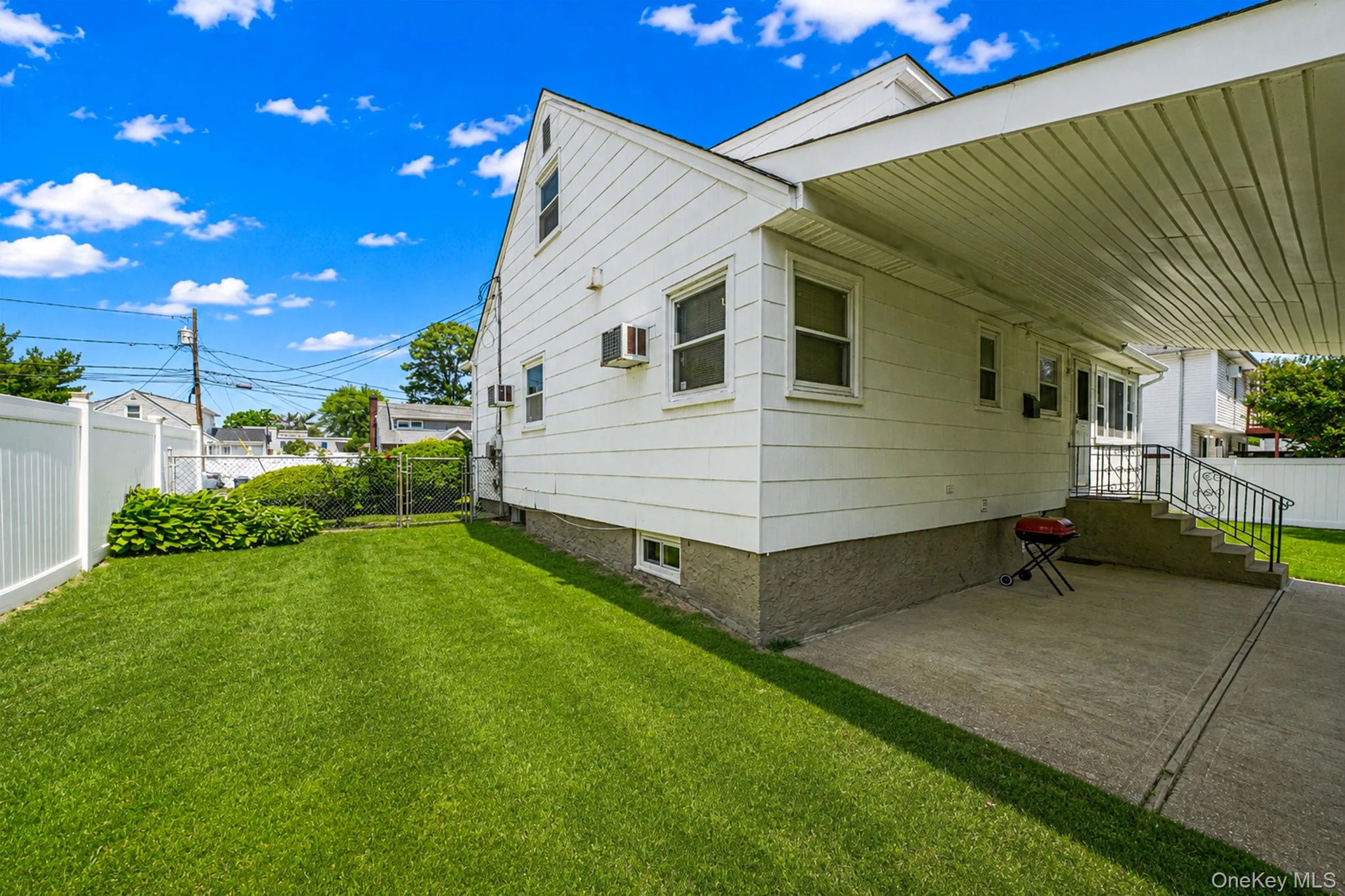 66 Henry Avenue, Babylon, NY, 4 Bedrooms Bedrooms, 7 Rooms Rooms,2 BathroomsBathrooms,Residential,For Rent,Henry,0,1001919 66 Henry Avenue, Babylon, NY, 4 Bedrooms Bedrooms, 7 Rooms Rooms,2 BathroomsBathrooms,Residential,For Rent,Henry,0,1001919