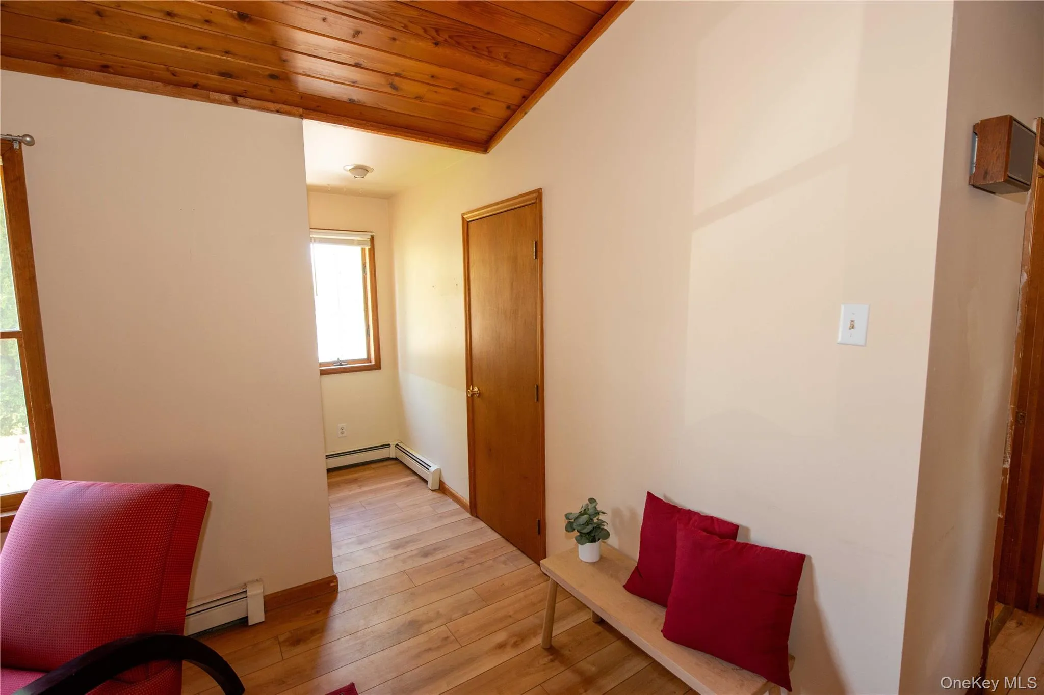68 Post Street, Saugerties, NY, 3 Bedrooms Bedrooms, 6 Rooms Rooms,2 BathroomsBathrooms,Residential Lease,For Rent,Post,0,1001921 68 Post Street, Saugerties, NY, 3 Bedrooms Bedrooms, 6 Rooms Rooms,2 BathroomsBathrooms,Residential Lease,For Rent,Post,0,1001921