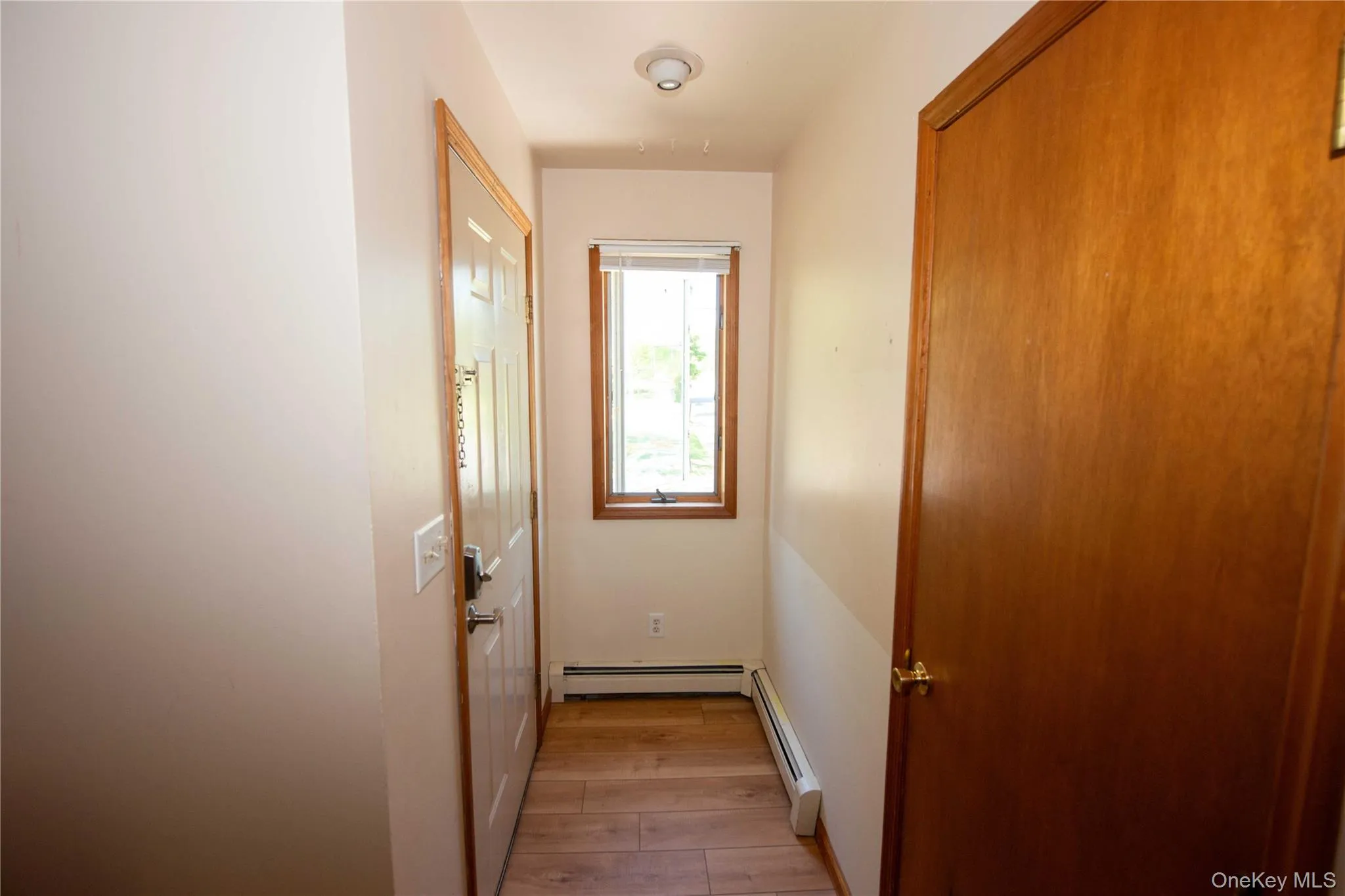 68 Post Street, Saugerties, NY, 3 Bedrooms Bedrooms, 6 Rooms Rooms,2 BathroomsBathrooms,Residential Lease,For Rent,Post,0,1001921 68 Post Street, Saugerties, NY, 3 Bedrooms Bedrooms, 6 Rooms Rooms,2 BathroomsBathrooms,Residential Lease,For Rent,Post,0,1001921