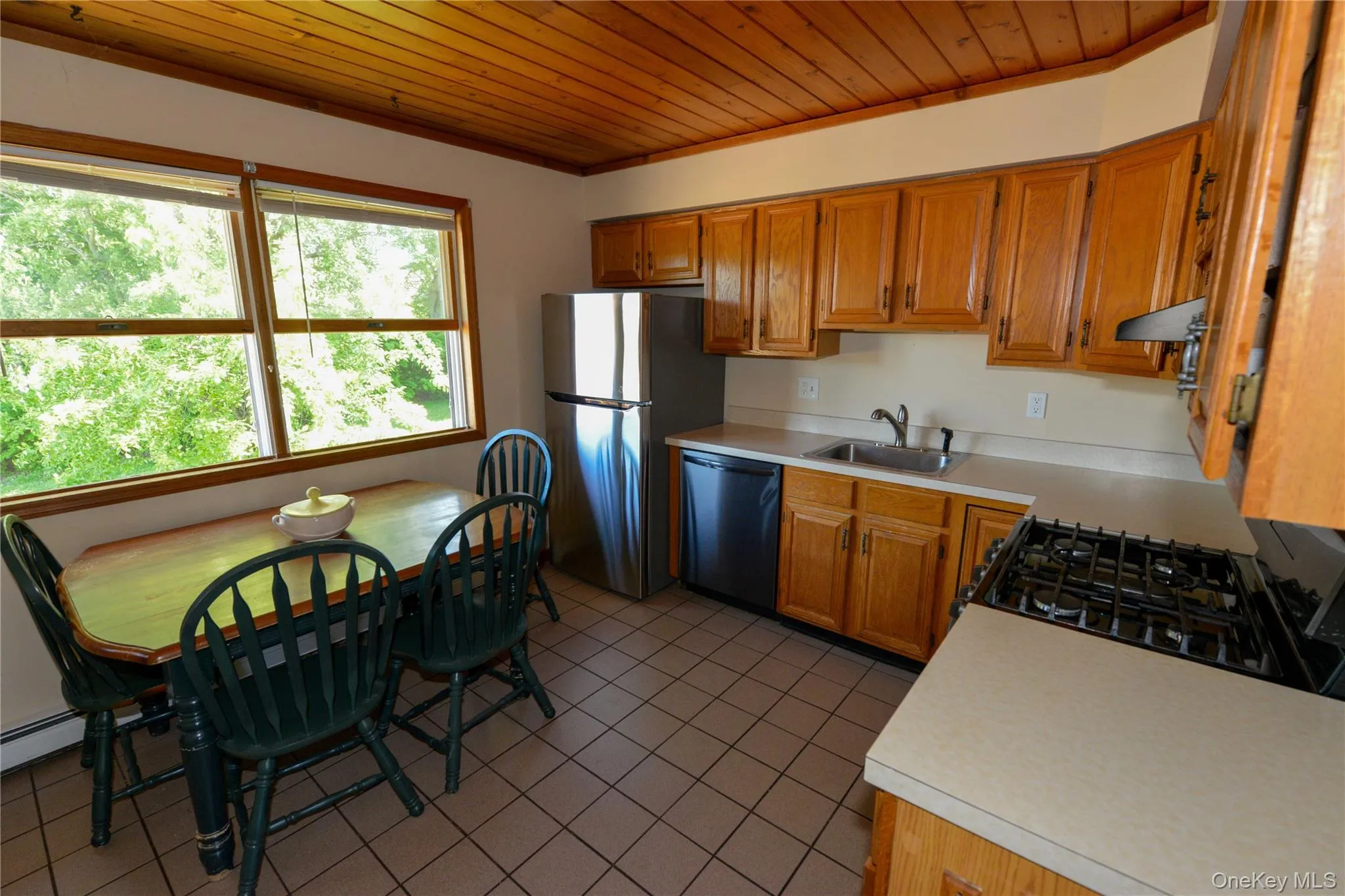 68 Post Street, Saugerties, NY, 3 Bedrooms Bedrooms, 6 Rooms Rooms,2 BathroomsBathrooms,Residential Lease,For Rent,Post,0,1001921 68 Post Street, Saugerties, NY, 3 Bedrooms Bedrooms, 6 Rooms Rooms,2 BathroomsBathrooms,Residential Lease,For Rent,Post,0,1001921