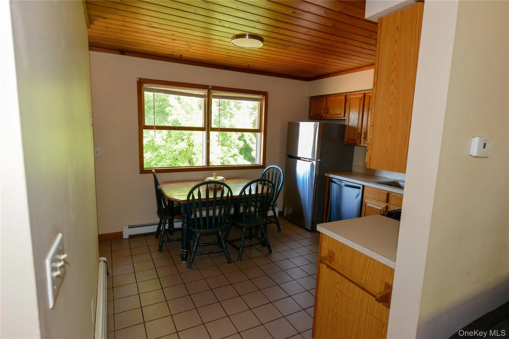 68 Post Street, Saugerties, NY, 3 Bedrooms Bedrooms, 6 Rooms Rooms,2 BathroomsBathrooms,Residential Lease,For Rent,Post,0,1001921 68 Post Street, Saugerties, NY, 3 Bedrooms Bedrooms, 6 Rooms Rooms,2 BathroomsBathrooms,Residential Lease,For Rent,Post,0,1001921
