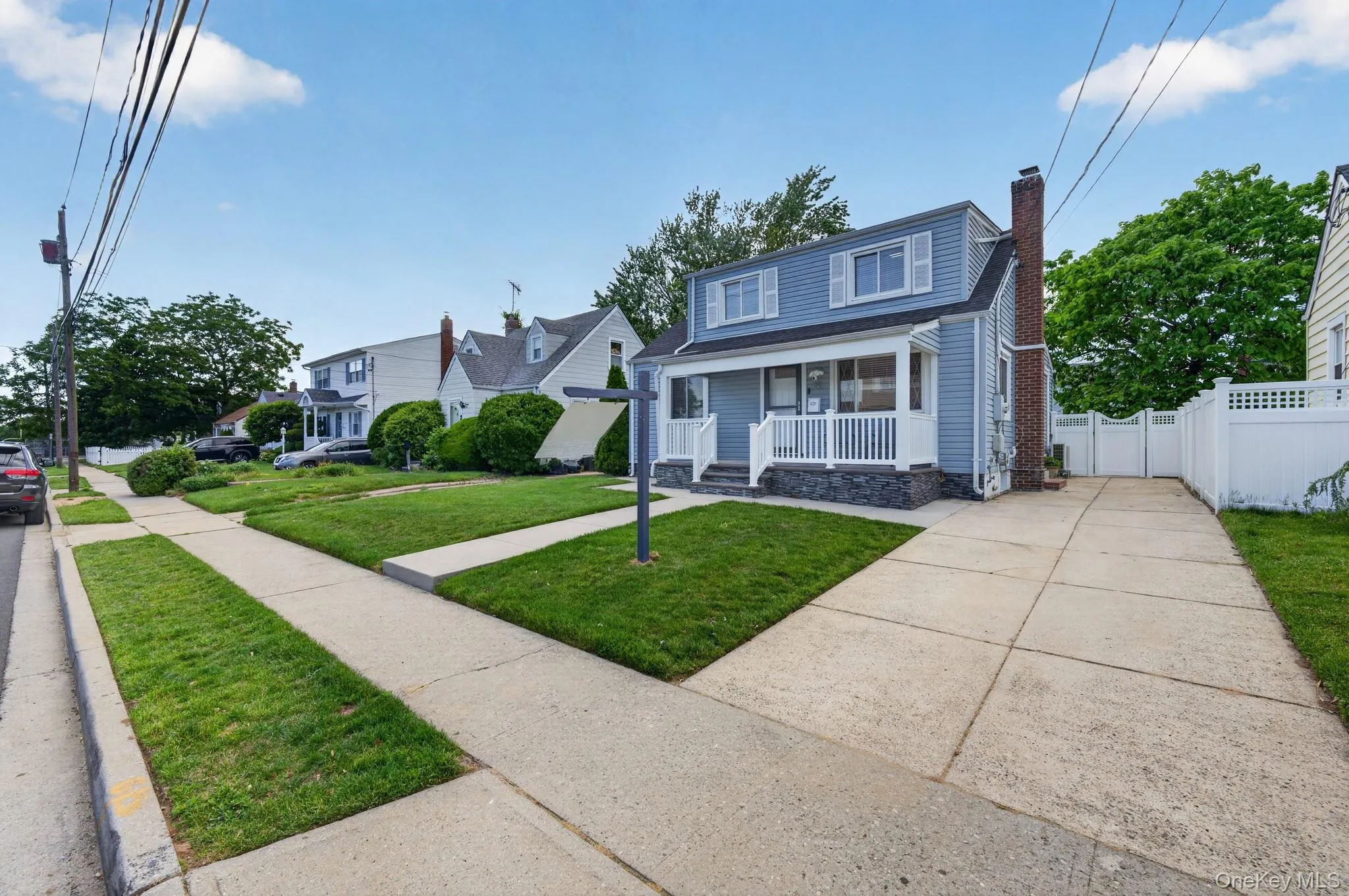 22 Kenneth Avenue, Hempstead, NY, 4 Bedrooms Bedrooms, 9 Rooms Rooms,3 BathroomsBathrooms,Residential,For Rent,Kenneth,0,1001922 22 Kenneth Avenue, Hempstead, NY, 4 Bedrooms Bedrooms, 9 Rooms Rooms,3 BathroomsBathrooms,Residential,For Rent,Kenneth,0,1001922