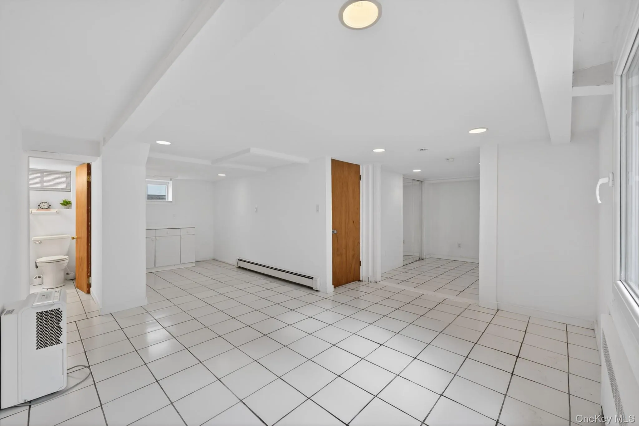 22 Kenneth Avenue, Hempstead, NY, 4 Bedrooms Bedrooms, 9 Rooms Rooms,3 BathroomsBathrooms,Residential,For Rent,Kenneth,0,1001922 22 Kenneth Avenue, Hempstead, NY, 4 Bedrooms Bedrooms, 9 Rooms Rooms,3 BathroomsBathrooms,Residential,For Rent,Kenneth,0,1001922