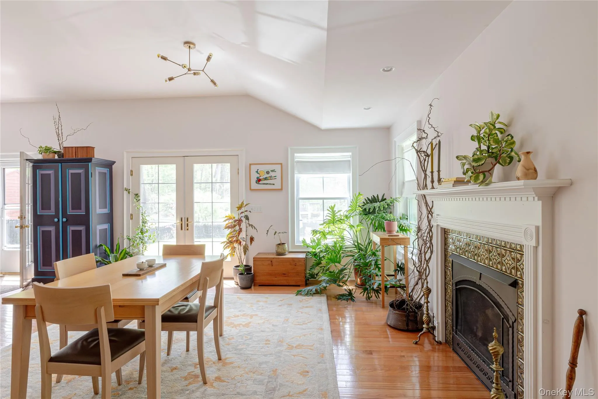 168 County Route 26A, Kinderhook, NY, 4 Bedrooms Bedrooms, 13 Rooms Rooms,2 BathroomsBathrooms,Residential,For Rent,County Route 26A,0,1001926 168 County Route 26A, Kinderhook, NY, 4 Bedrooms Bedrooms, 13 Rooms Rooms,2 BathroomsBathrooms,Residential,For Rent,County Route 26A,0,1001926