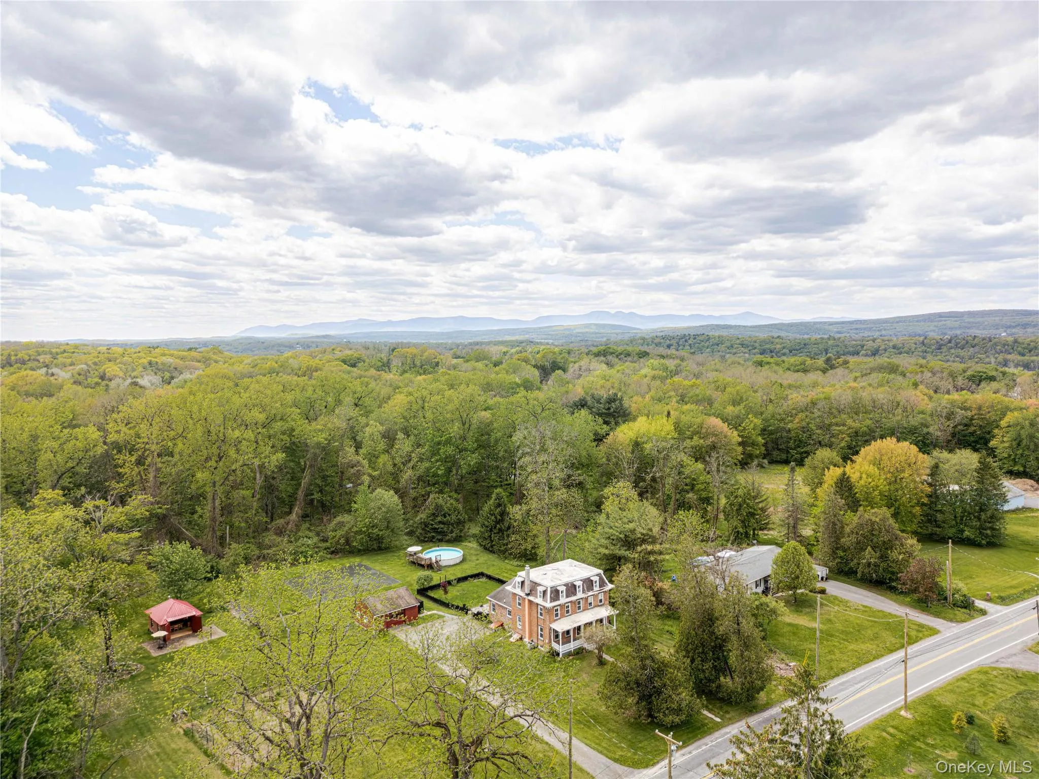 168 County Route 26A, Kinderhook, NY, 4 Bedrooms Bedrooms, 13 Rooms Rooms,2 BathroomsBathrooms,Residential,For Rent,County Route 26A,0,1001926 168 County Route 26A, Kinderhook, NY, 4 Bedrooms Bedrooms, 13 Rooms Rooms,2 BathroomsBathrooms,Residential,For Rent,County Route 26A,0,1001926
