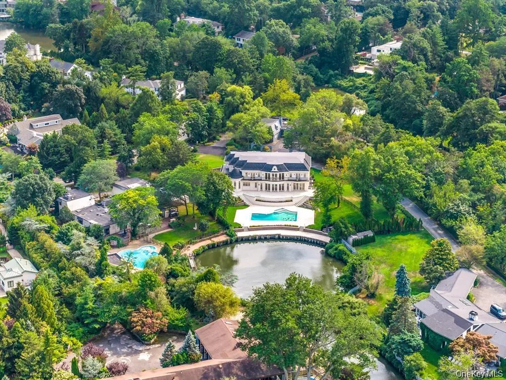 566 Shore Road, North Hempstead, NY, 6 Bedrooms Bedrooms, 12 Rooms Rooms,5 BathroomsBathrooms,Residential,For Rent,Shore,0,1001928 566 Shore Road, North Hempstead, NY, 6 Bedrooms Bedrooms, 12 Rooms Rooms,5 BathroomsBathrooms,Residential,For Rent,Shore,0,1001928