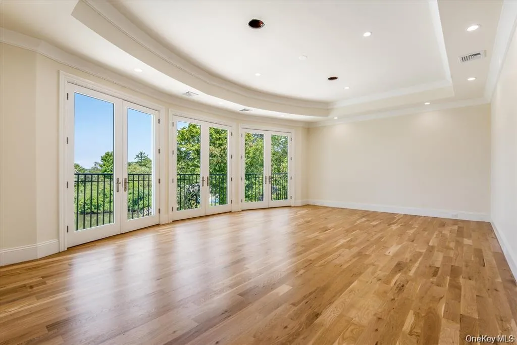 566 Shore Road, North Hempstead, NY, 6 Bedrooms Bedrooms, 12 Rooms Rooms,5 BathroomsBathrooms,Residential,For Rent,Shore,0,1001928 566 Shore Road, North Hempstead, NY, 6 Bedrooms Bedrooms, 12 Rooms Rooms,5 BathroomsBathrooms,Residential,For Rent,Shore,0,1001928