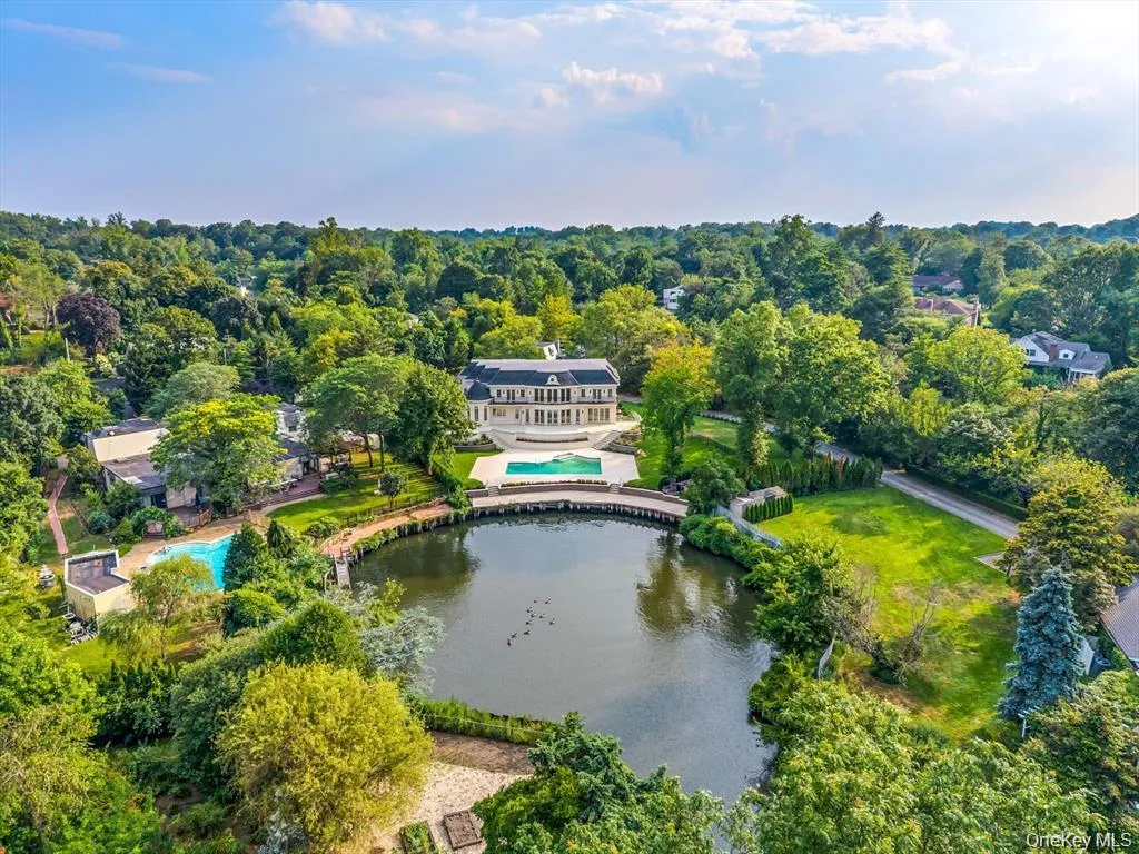 566 Shore Road, North Hempstead, NY, 6 Bedrooms Bedrooms, 12 Rooms Rooms,5 BathroomsBathrooms,Residential,For Rent,Shore,0,1001928 566 Shore Road, North Hempstead, NY, 6 Bedrooms Bedrooms, 12 Rooms Rooms,5 BathroomsBathrooms,Residential,For Rent,Shore,0,1001928