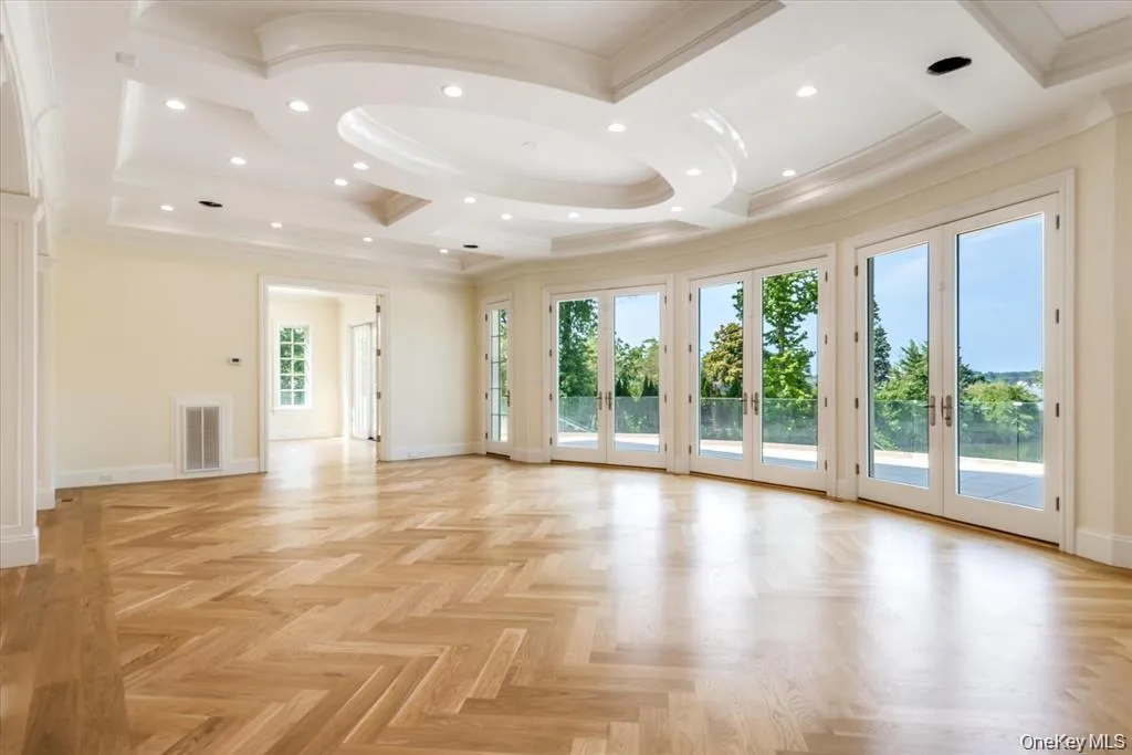 566 Shore Road, North Hempstead, NY, 6 Bedrooms Bedrooms, 12 Rooms Rooms,5 BathroomsBathrooms,Residential,For Rent,Shore,0,1001928 566 Shore Road, North Hempstead, NY, 6 Bedrooms Bedrooms, 12 Rooms Rooms,5 BathroomsBathrooms,Residential,For Rent,Shore,0,1001928