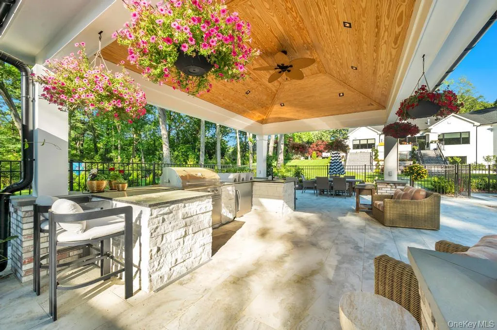 2 Chelmsford Drive, Oyster Bay, NY, 6 Bedrooms Bedrooms, 12 Rooms Rooms,5 BathroomsBathrooms,Residential,For Rent,Chelmsford,0,1001932 2 Chelmsford Drive, Oyster Bay, NY, 6 Bedrooms Bedrooms, 12 Rooms Rooms,5 BathroomsBathrooms,Residential,For Rent,Chelmsford,0,1001932