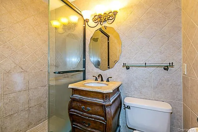 21 Canterbury Road, North Hempstead, NY, 3 Bedrooms Bedrooms, 6 Rooms Rooms,2 BathroomsBathrooms,Residential Sale,For Rent,Canterbury,0,1001936 21 Canterbury Road, North Hempstead, NY, 3 Bedrooms Bedrooms, 6 Rooms Rooms,2 BathroomsBathrooms,Residential Sale,For Rent,Canterbury,0,1001936