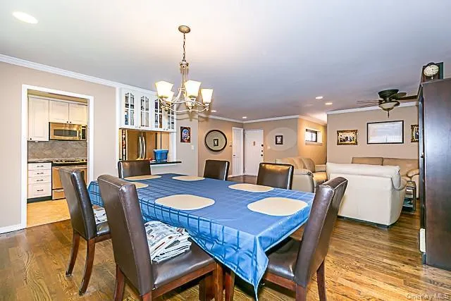 21 Canterbury Road, North Hempstead, NY, 3 Bedrooms Bedrooms, 6 Rooms Rooms,2 BathroomsBathrooms,Residential Sale,For Rent,Canterbury,0,1001936 21 Canterbury Road, North Hempstead, NY, 3 Bedrooms Bedrooms, 6 Rooms Rooms,2 BathroomsBathrooms,Residential Sale,For Rent,Canterbury,0,1001936